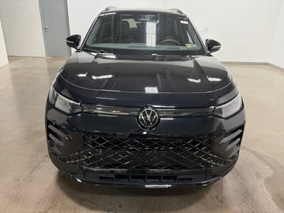 2026 Volkswagen Tiguan 2.0T SE R-Line Black