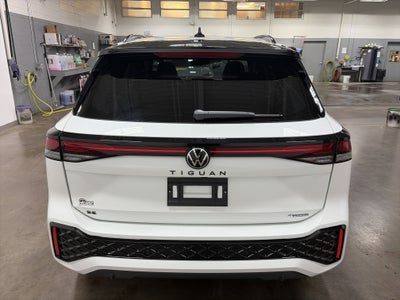 2026 Volkswagen Tiguan SE R-Line Black