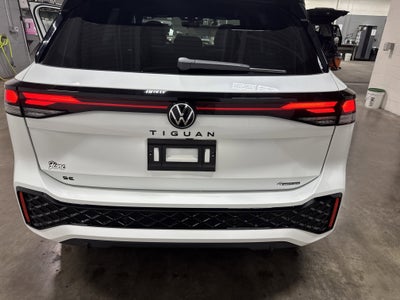 2026 Volkswagen Tiguan 2.0T SE R-Line Black