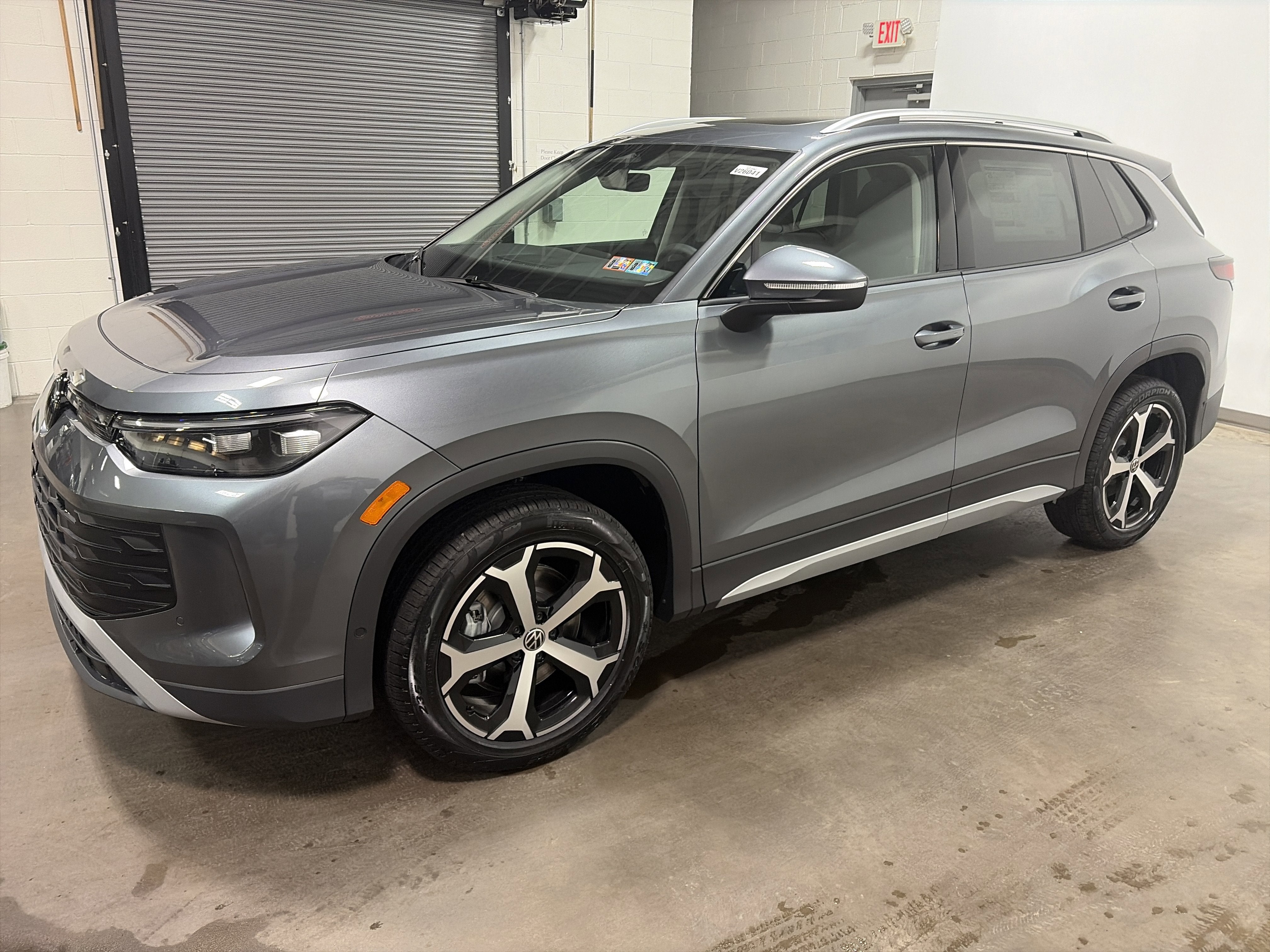 2026 Volkswagen Tiguan 2.0T SE