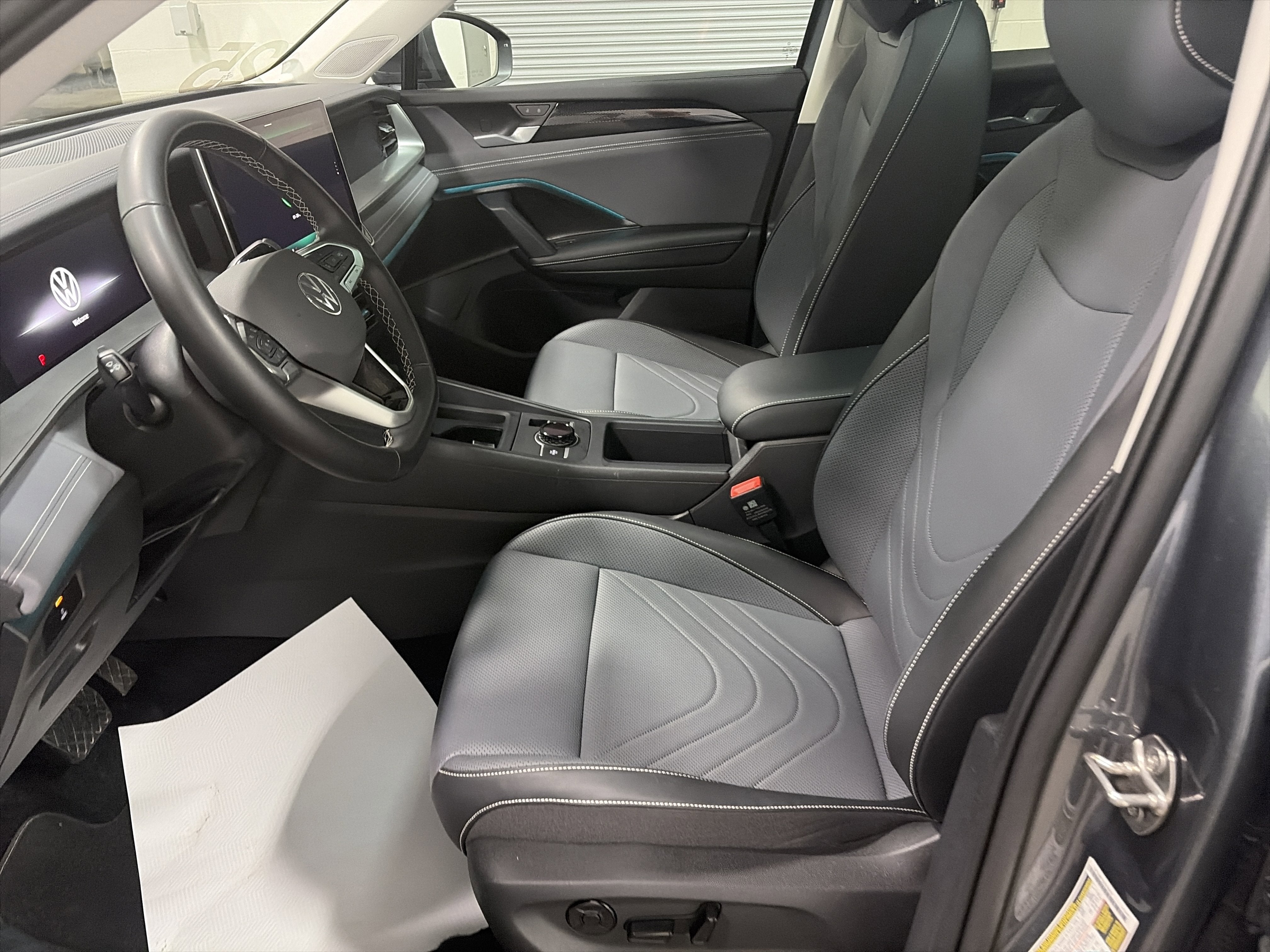 2025 Volkswagen Tiguan SE