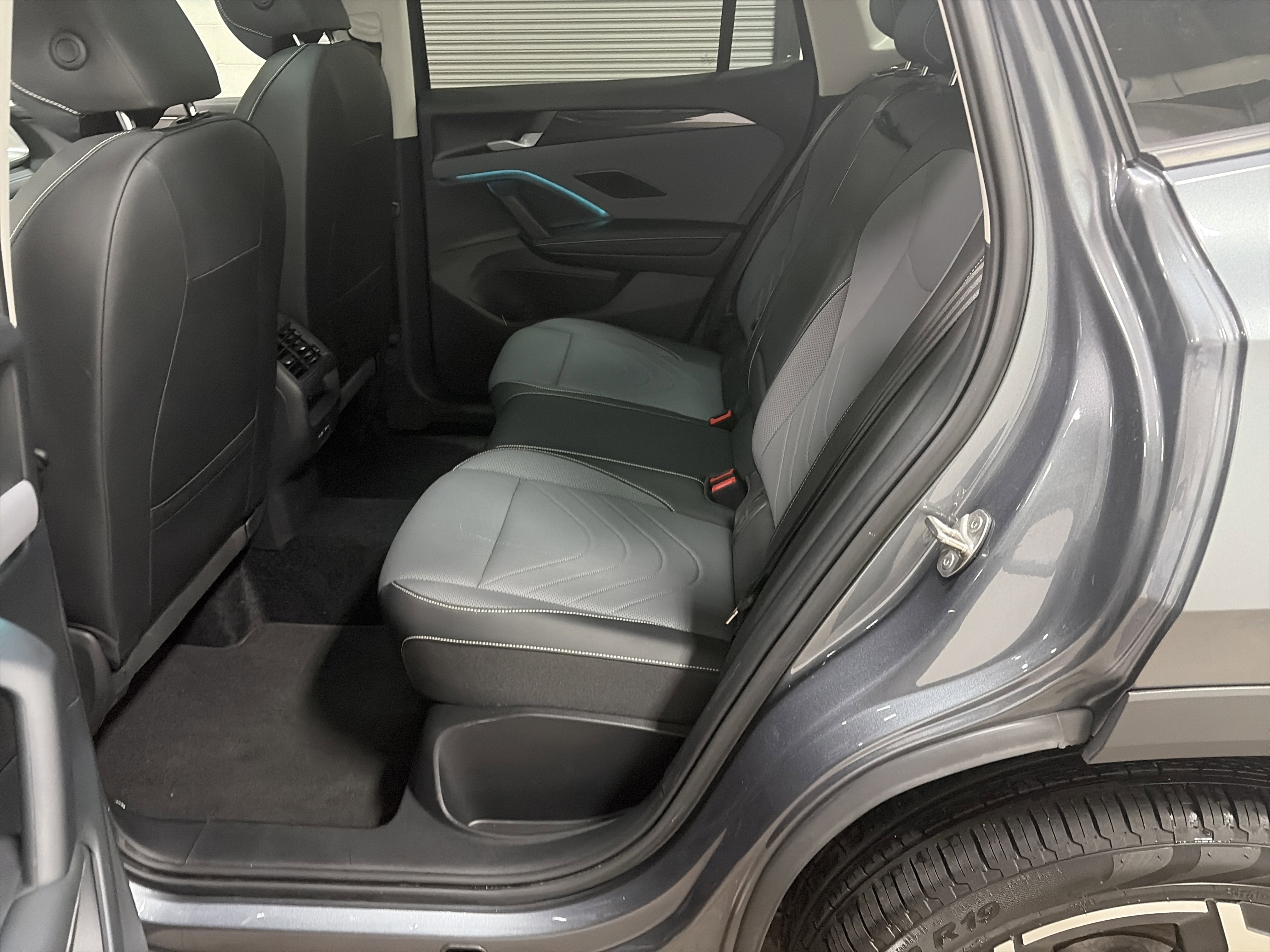 2025 Volkswagen Tiguan SE