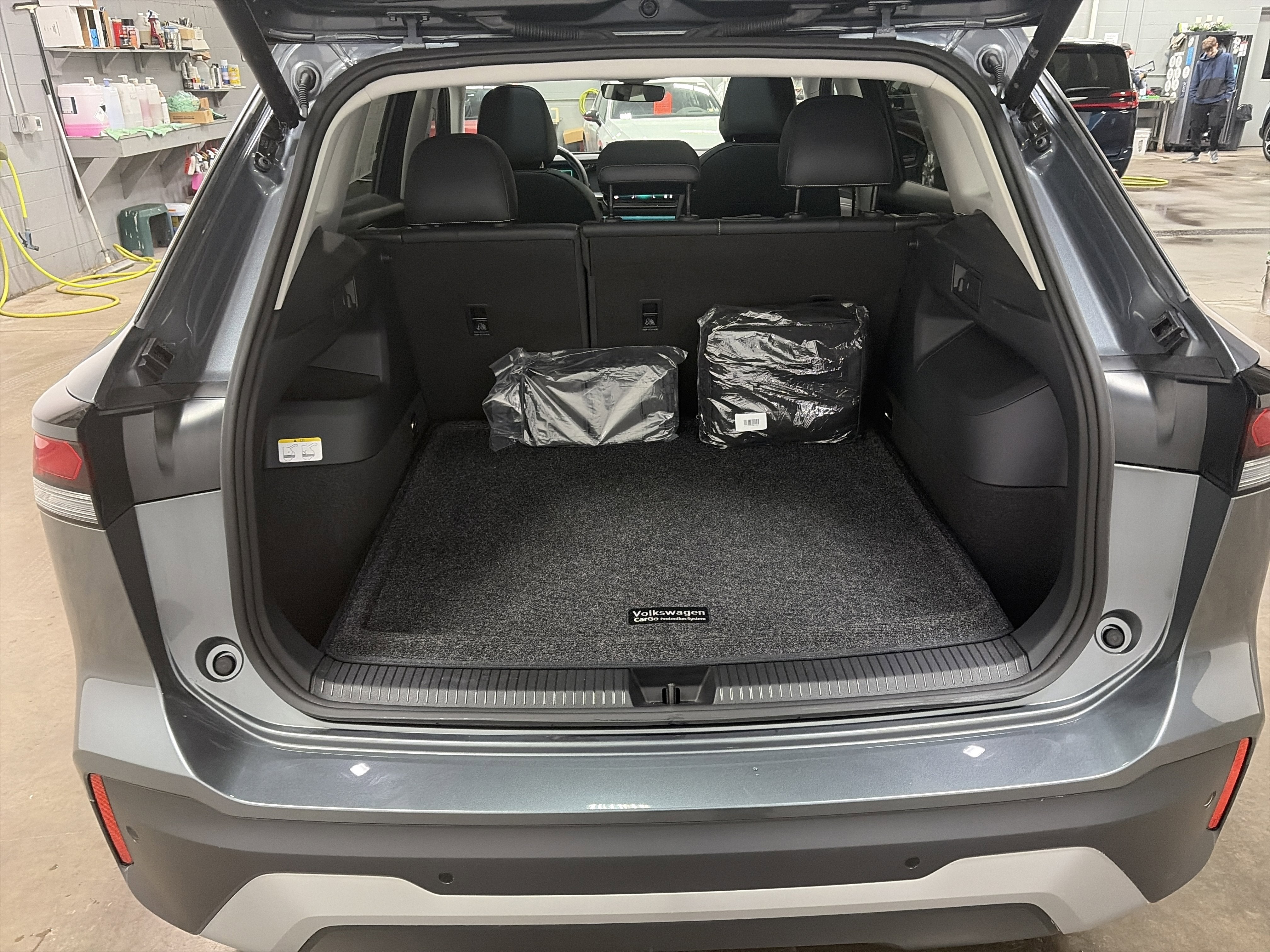 2025 Volkswagen Tiguan SE