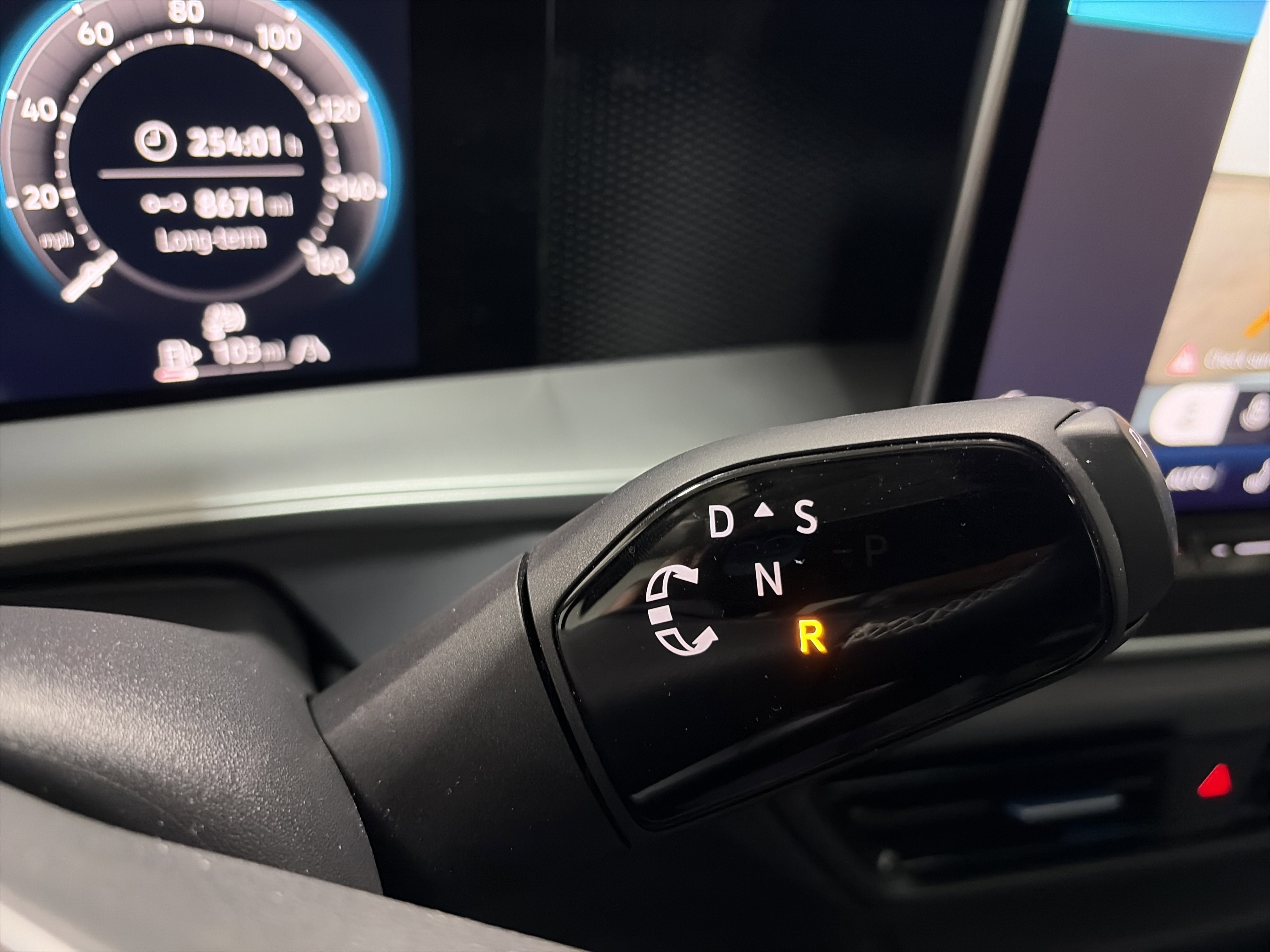 2025 Volkswagen Tiguan SE