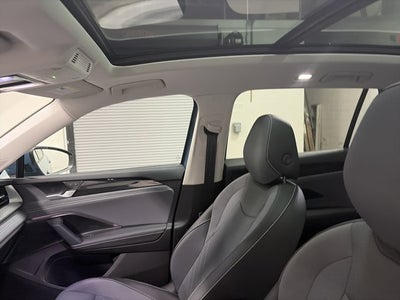 2025 Volkswagen Tiguan SE