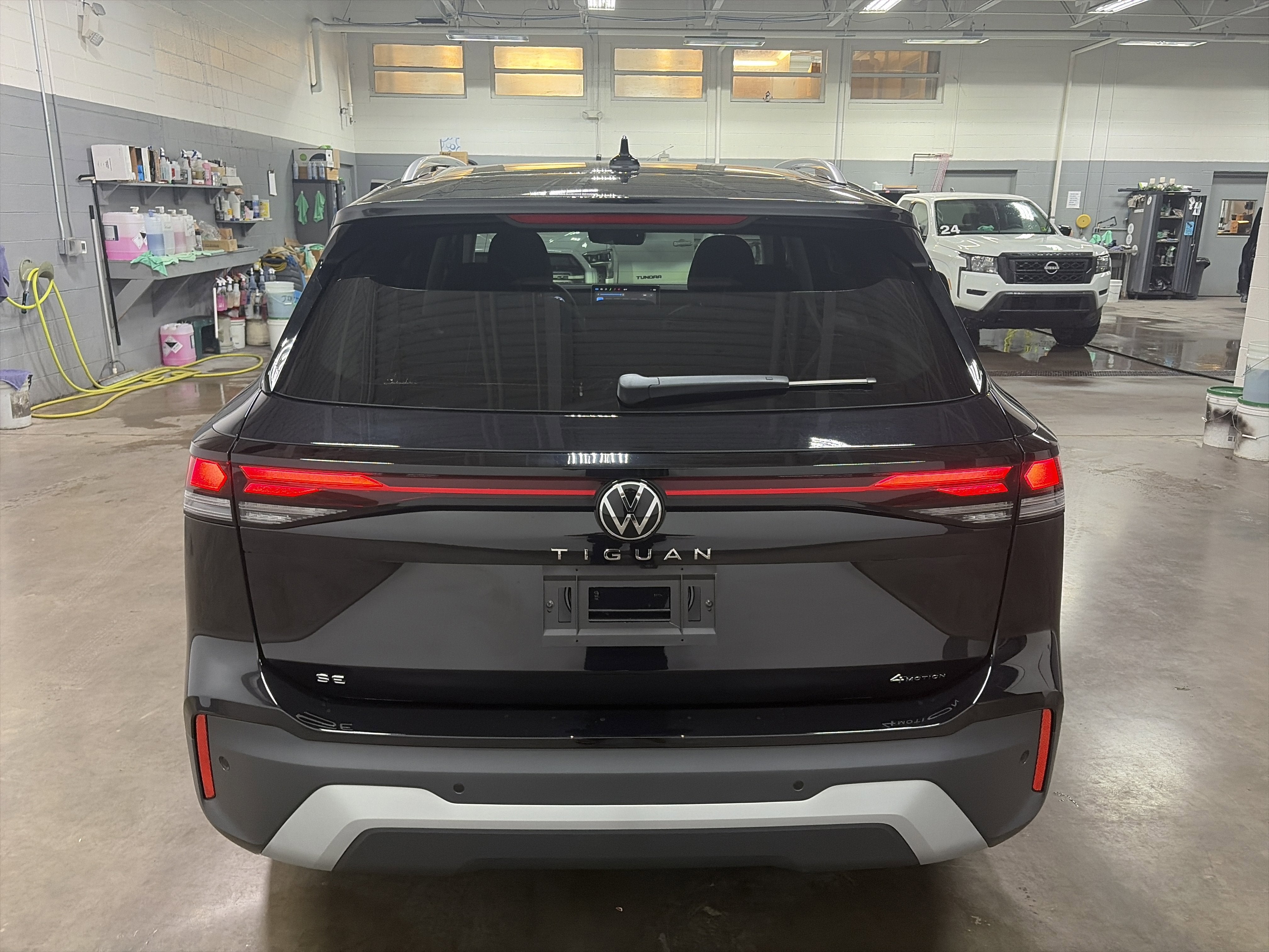 2026 Volkswagen Tiguan 2.0T SE
