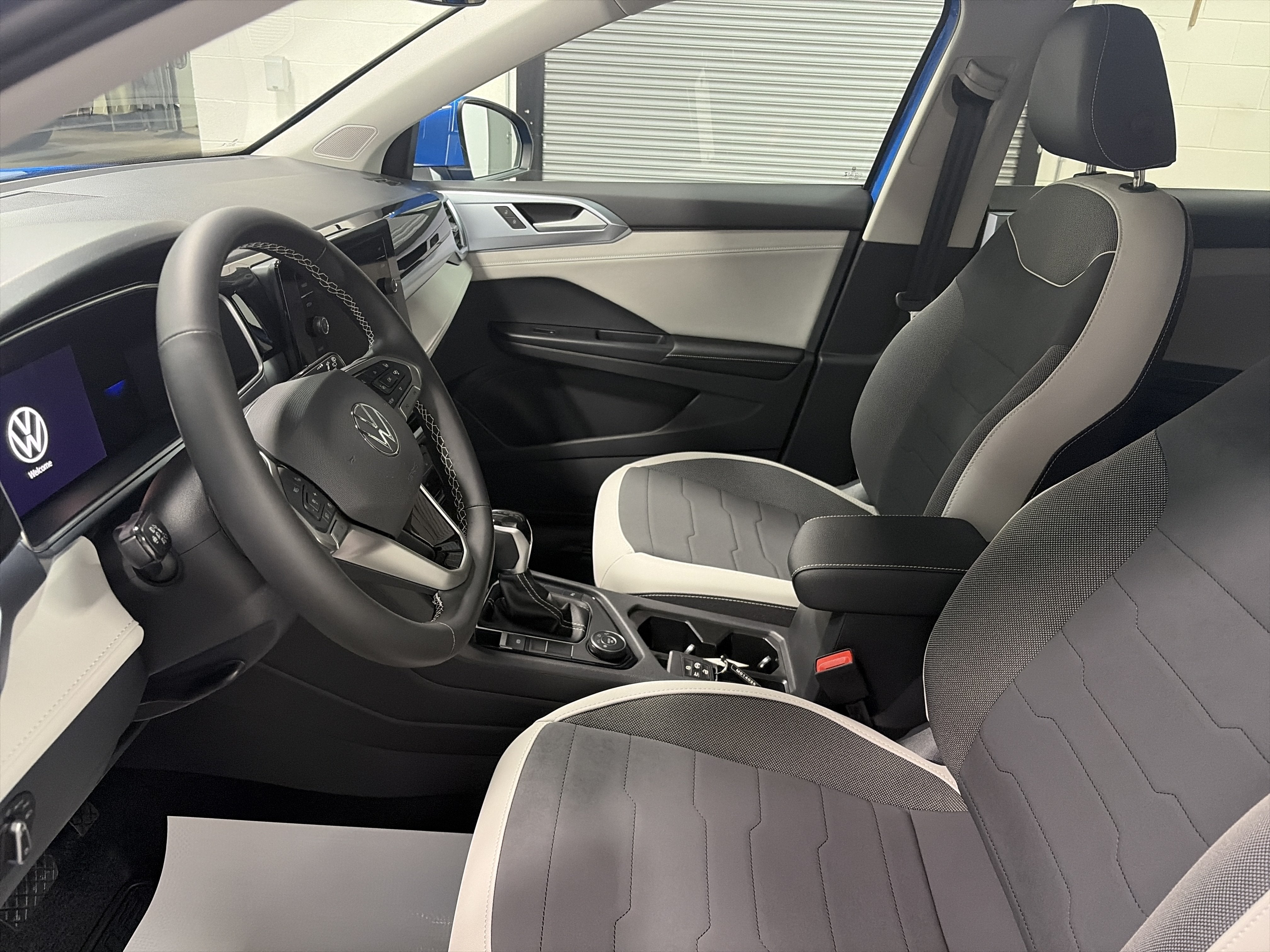 2027 Volkswagen Taos SE