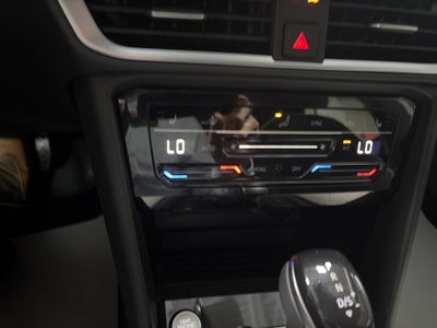 2027 Volkswagen Taos SE