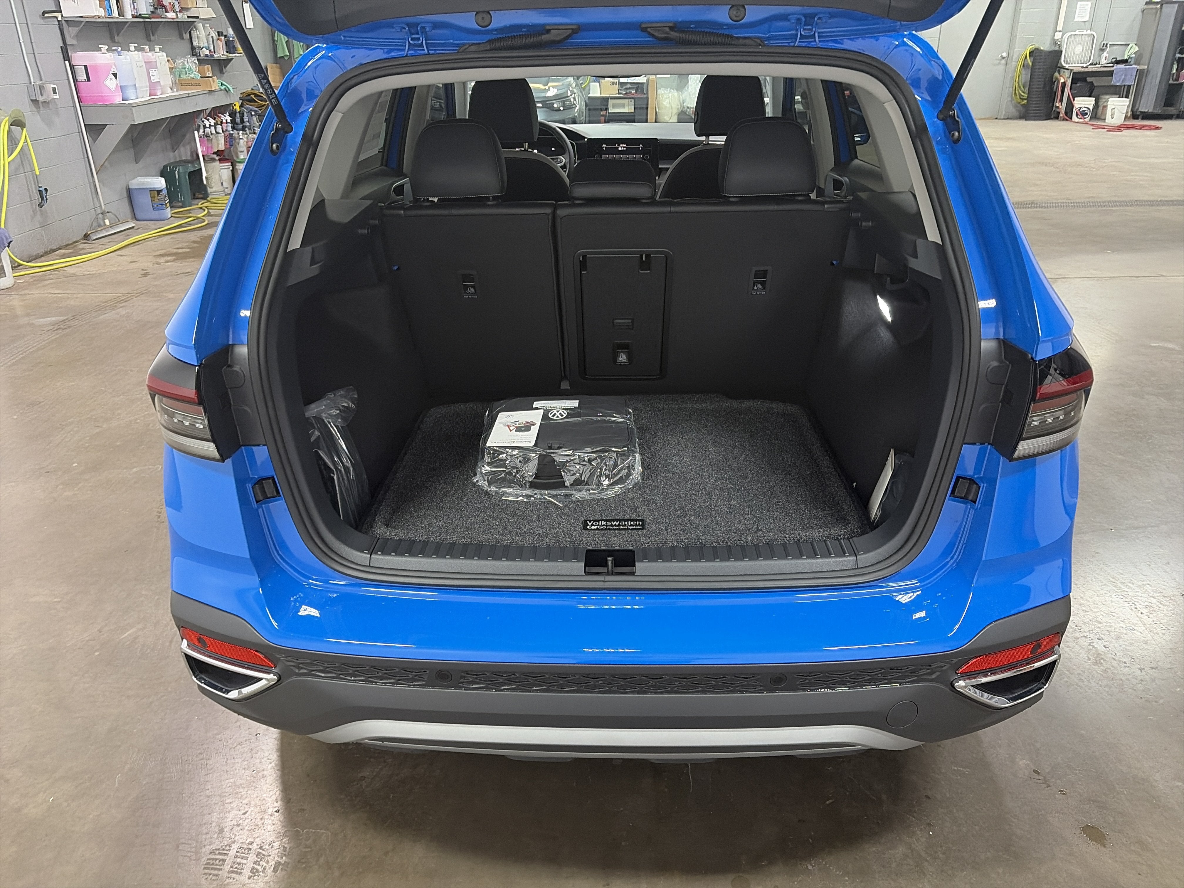2027 Volkswagen Taos SE