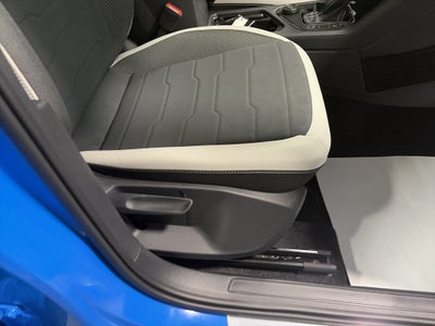2027 Volkswagen Taos SE