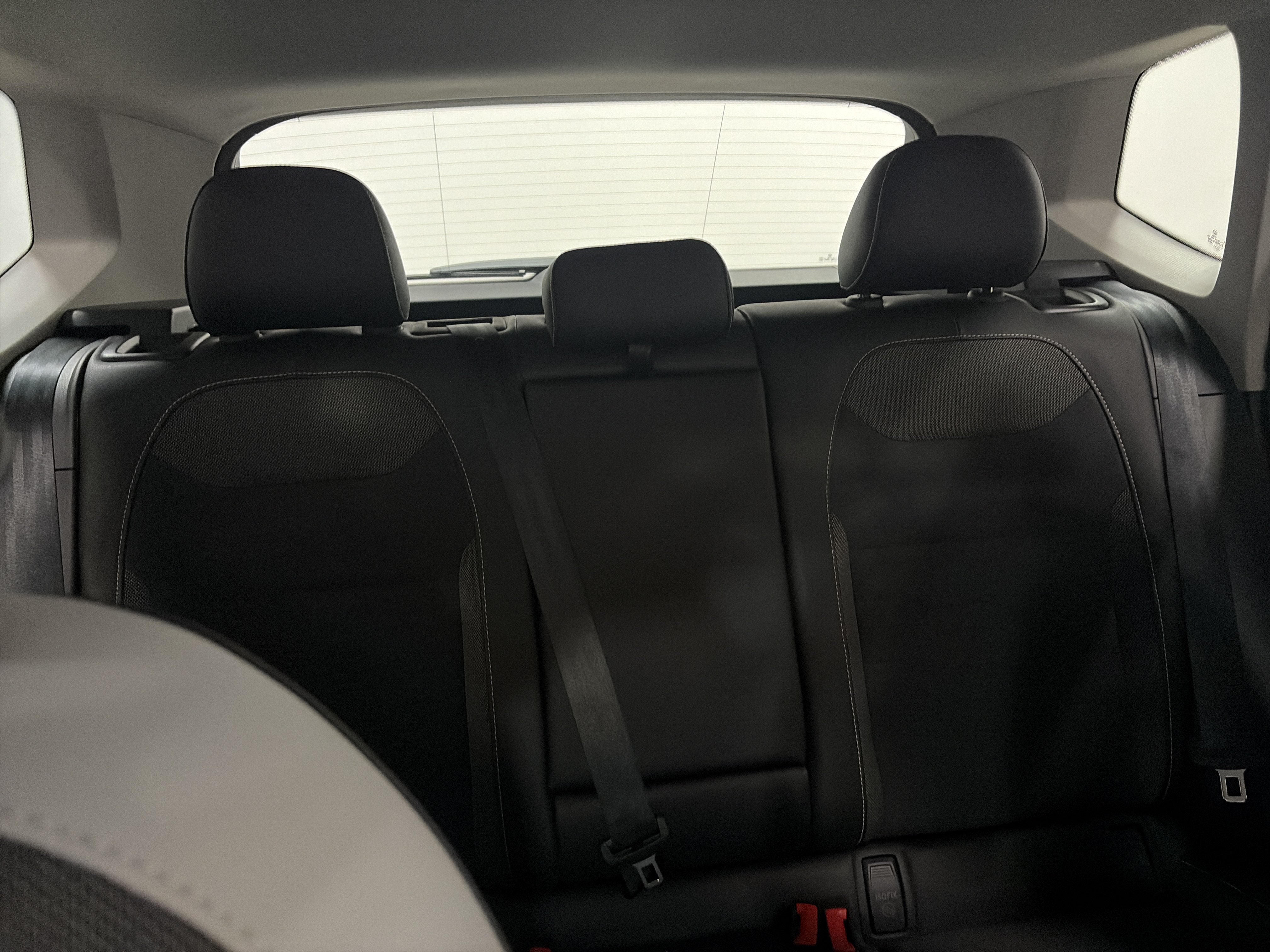 2027 Volkswagen Taos SE