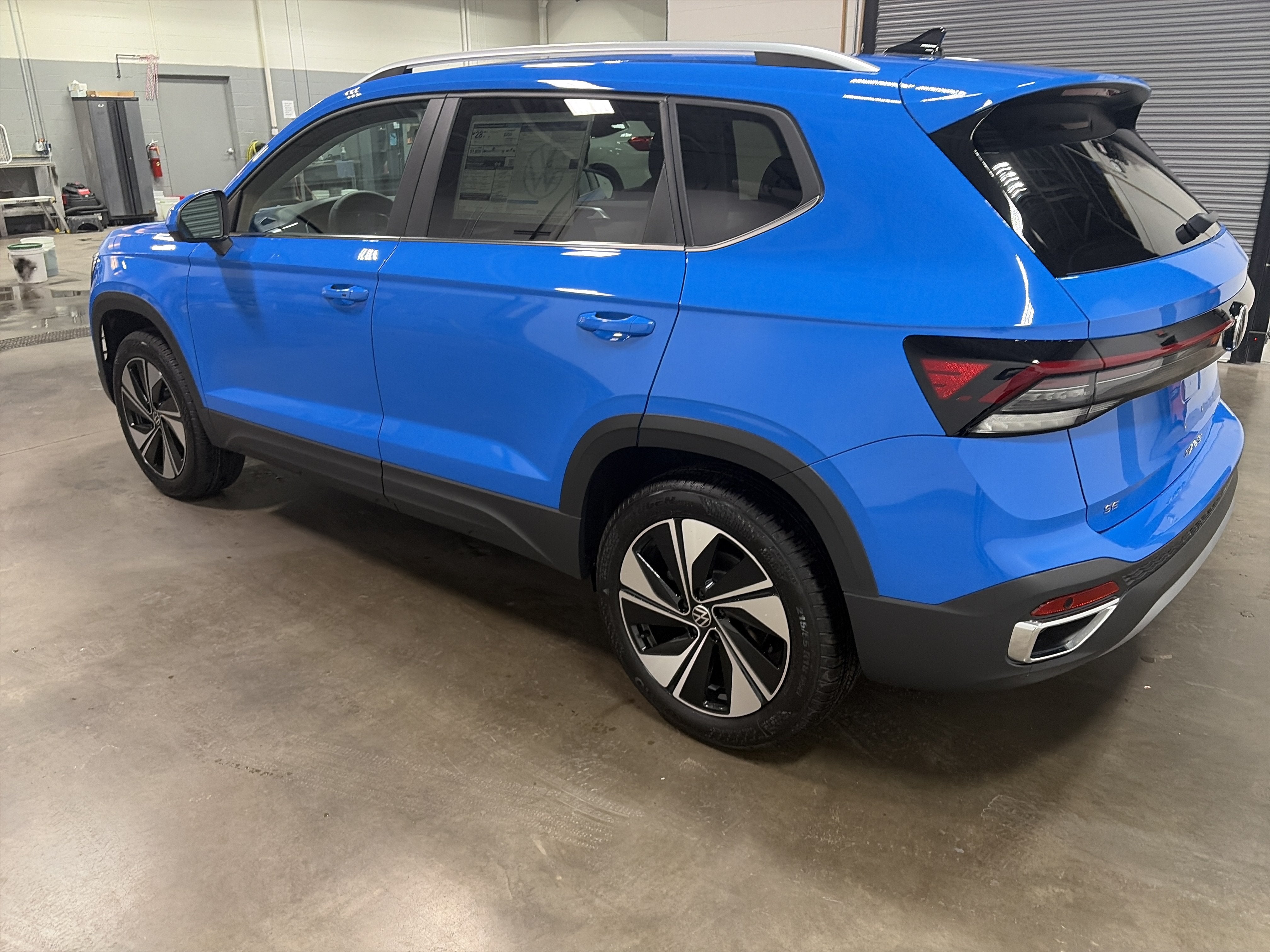 2027 Volkswagen Taos SE