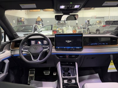 2026 Volkswagen Tiguan SEL R-Line Turbo