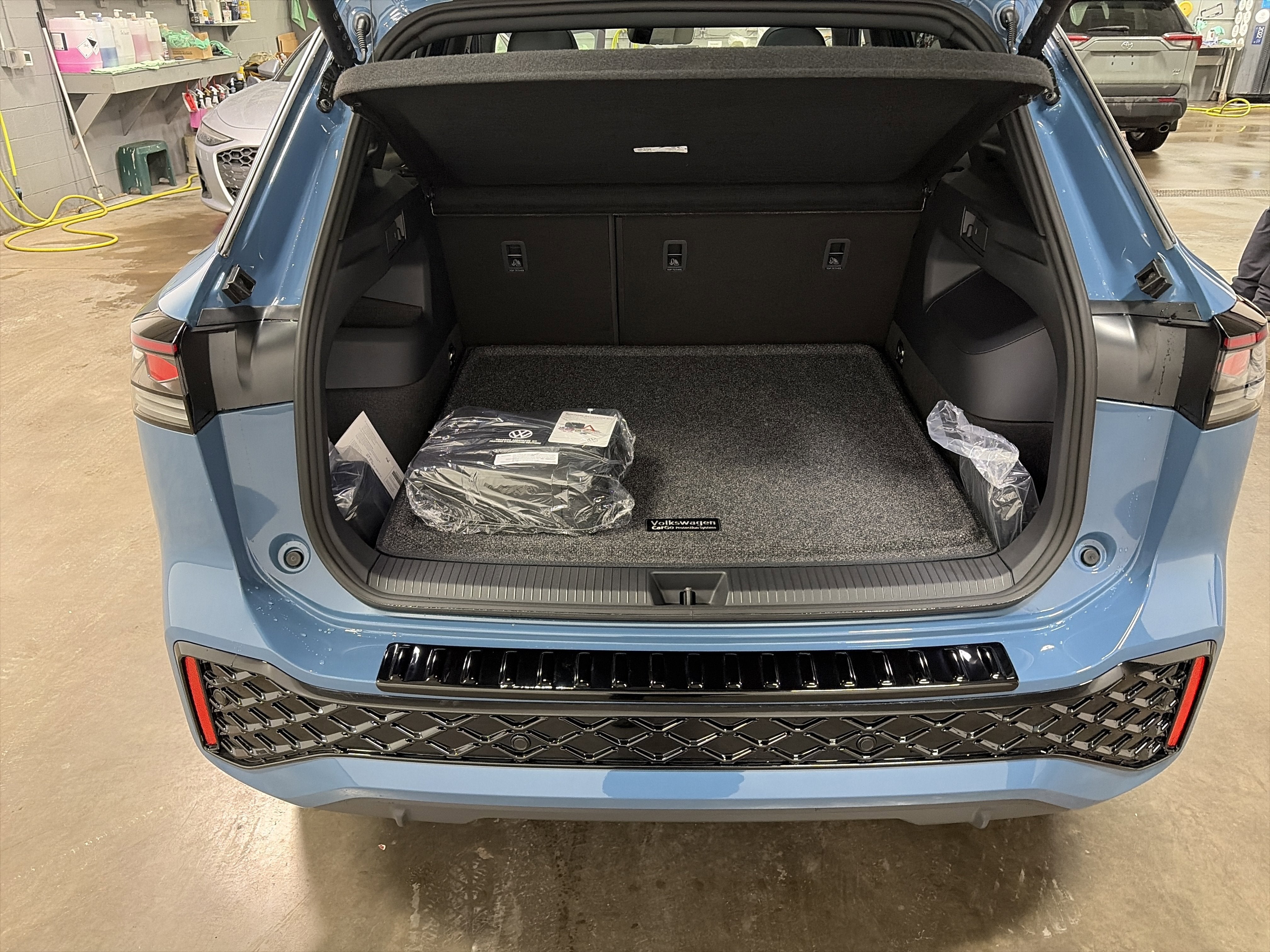 2026 Volkswagen Tiguan SEL R-Line Turbo