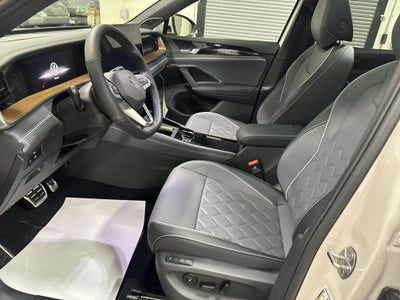 2026 Volkswagen Tiguan SEL R-Line Turbo 4MOTION