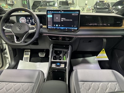 2026 Volkswagen Tiguan SEL R-Line Turbo 4MOTION
