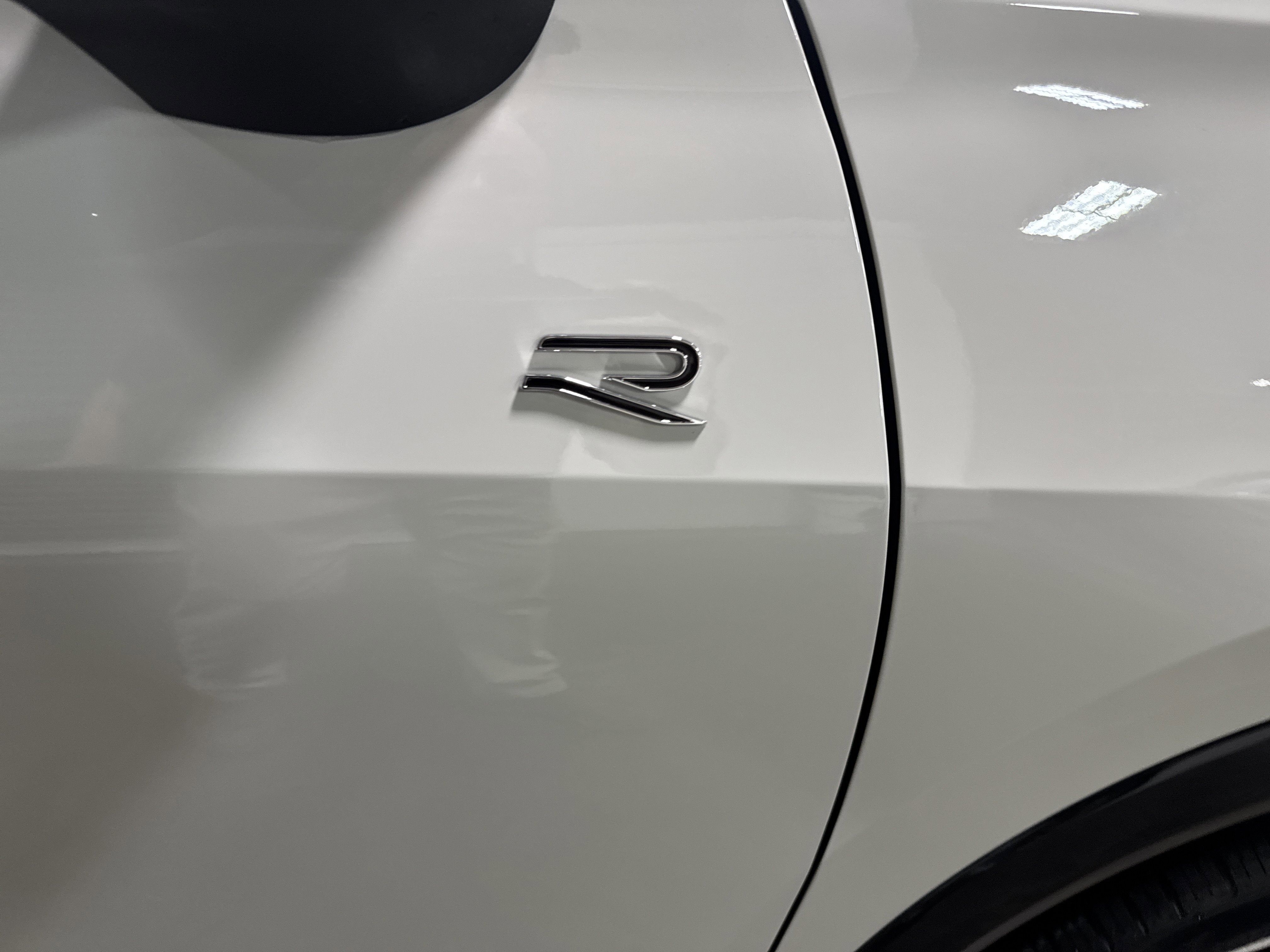 2026 Volkswagen Tiguan SEL R-Line Turbo 4MOTION