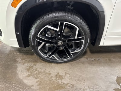 2026 Volkswagen Tiguan SEL R-Line Turbo 4MOTION