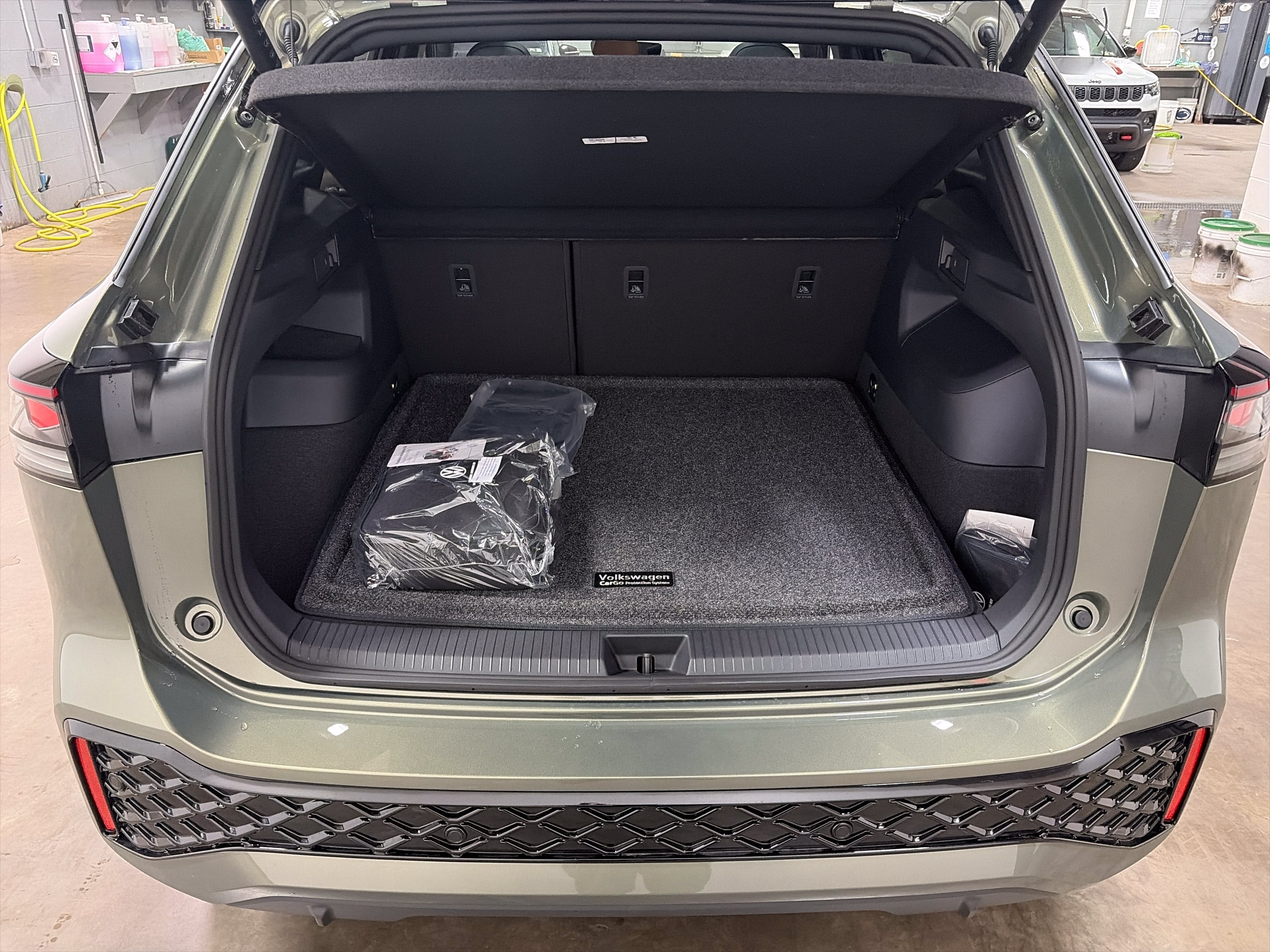 2026 Volkswagen Tiguan SEL R-Line Turbo