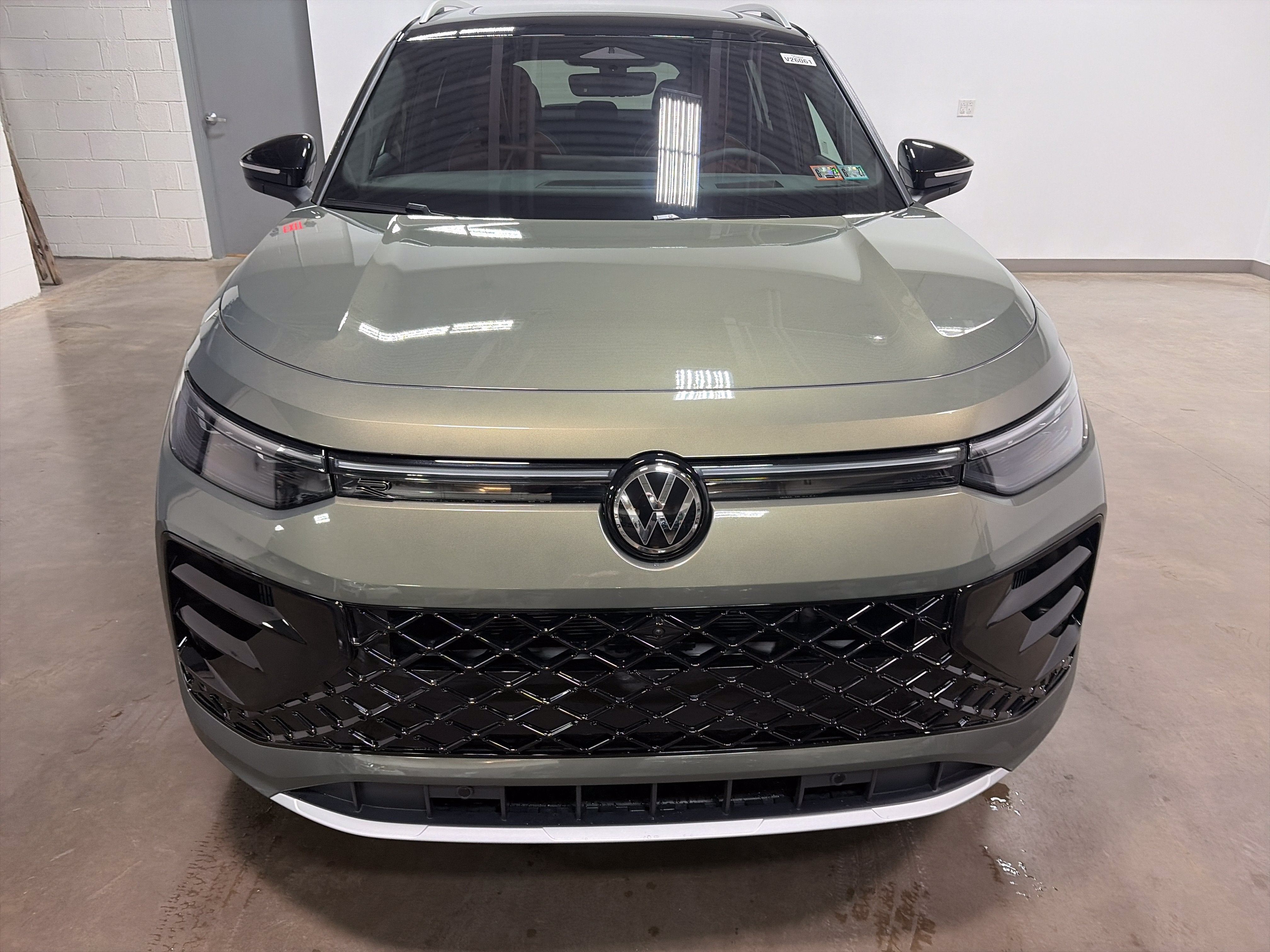 2026 Volkswagen Tiguan SEL R-Line Turbo