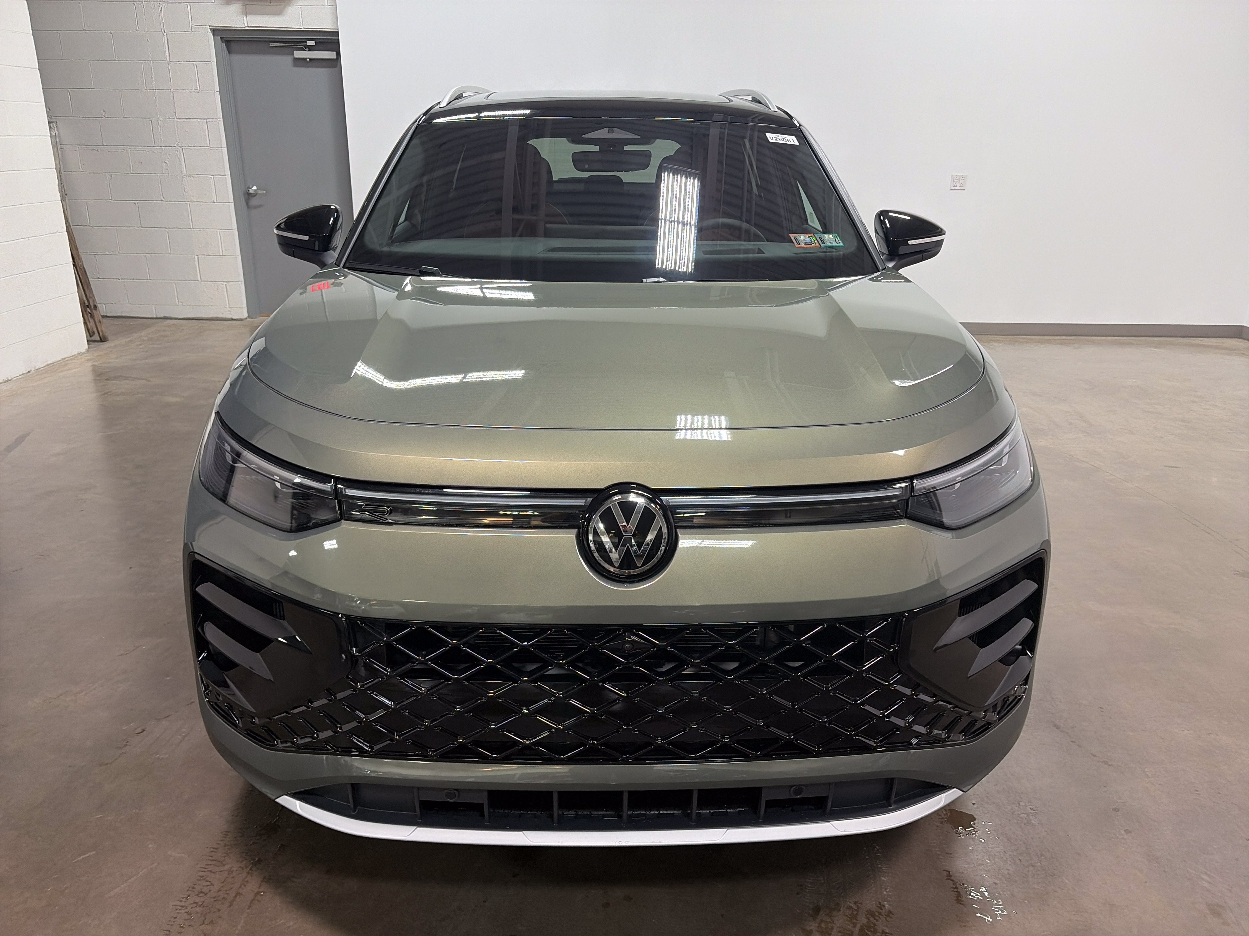 2026 Volkswagen Tiguan SEL R-Line Turbo