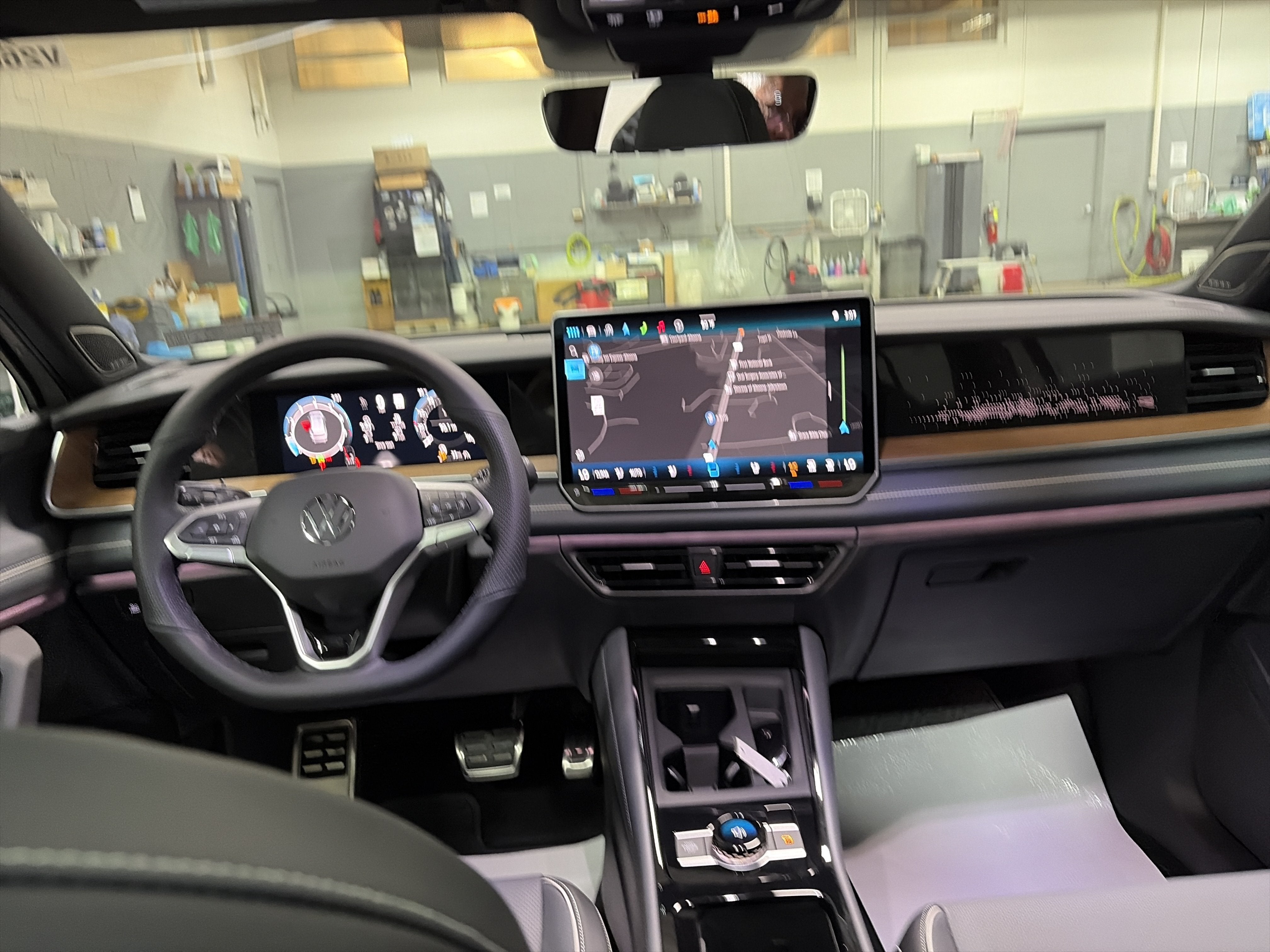 2026 Volkswagen Tiguan 2.0T SEL R-Line Turbo