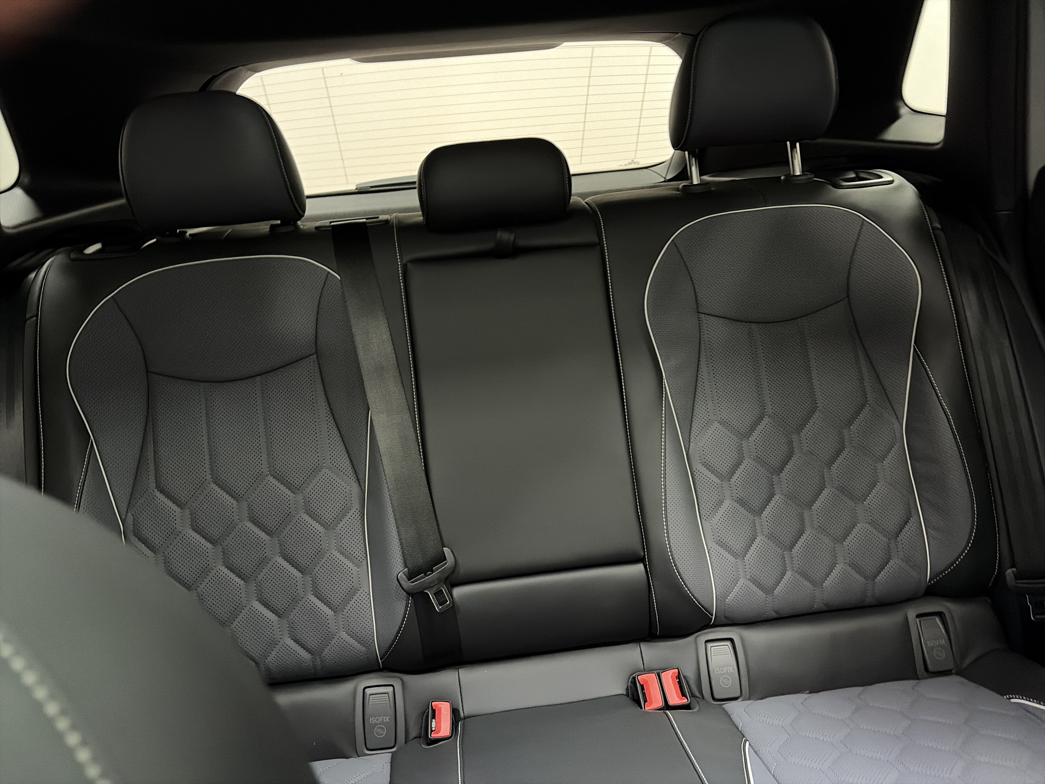 2026 Volkswagen Tiguan 2.0T SEL R-Line Turbo