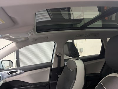2027 Volkswagen Taos SE