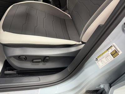 2027 Volkswagen Taos SE