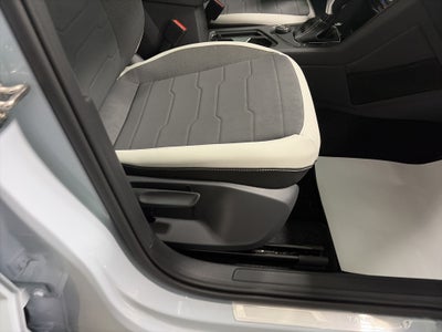 2027 Volkswagen Taos SE