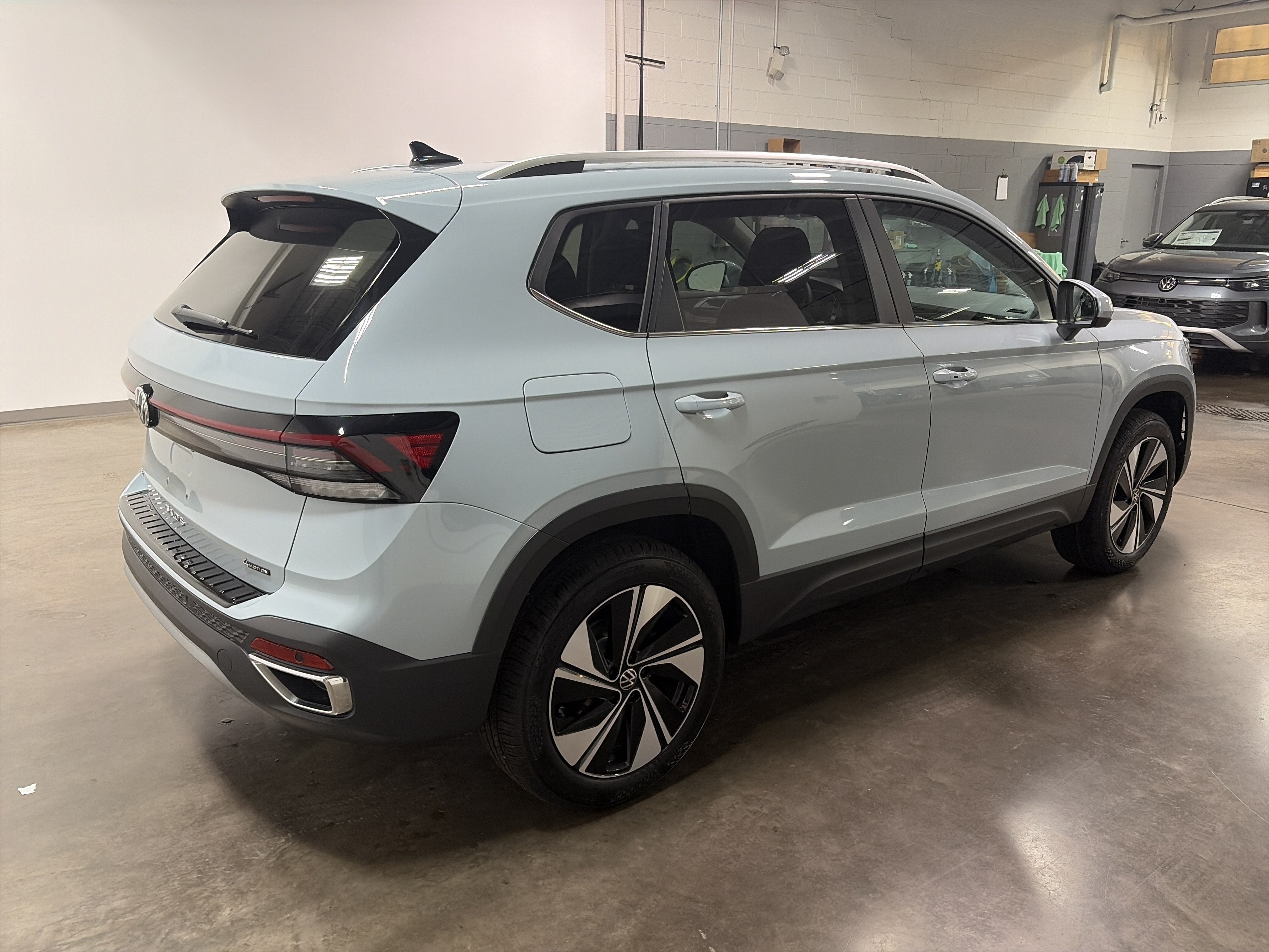 2027 Volkswagen Taos SE