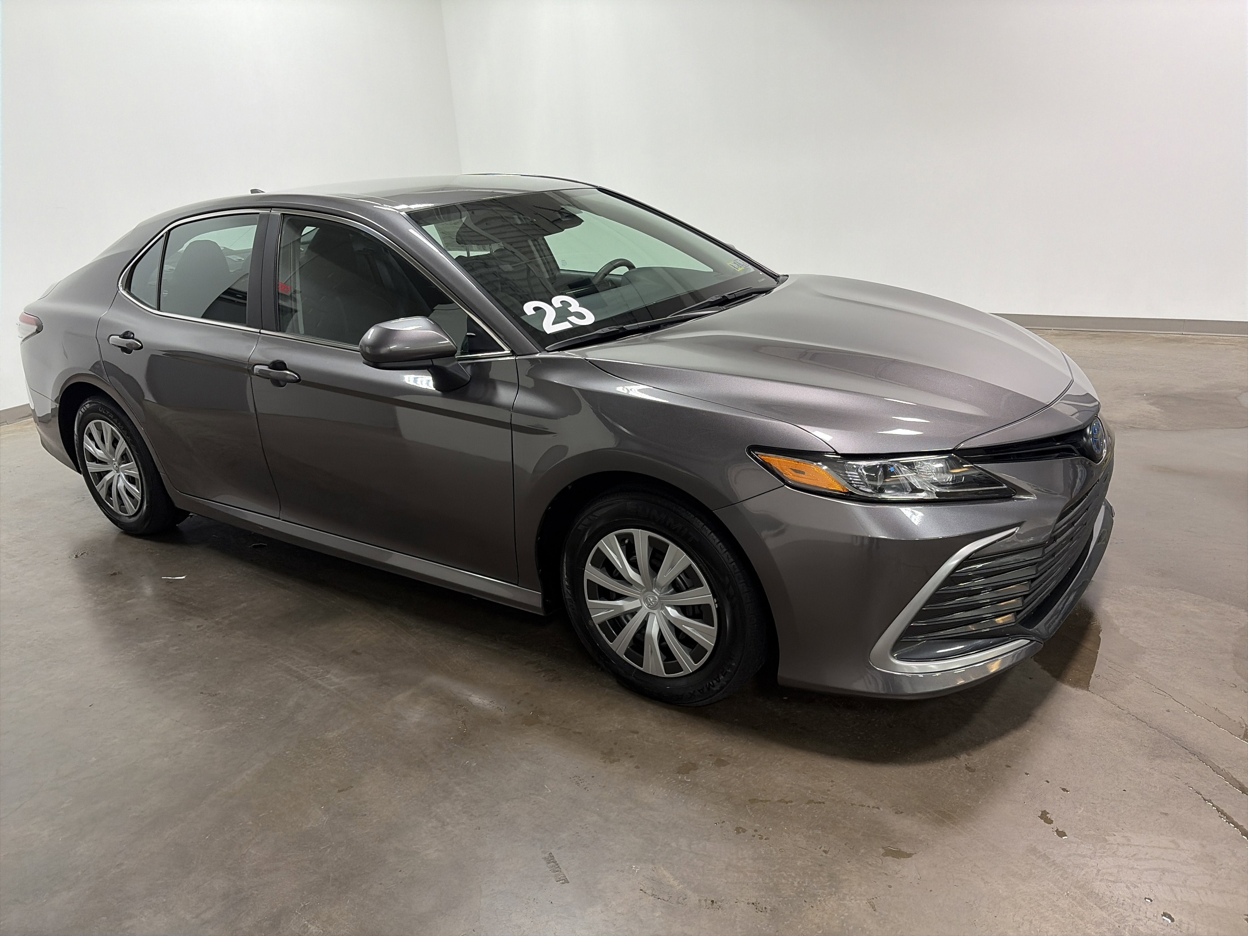 2023 Toyota Camry Hybrid LE
