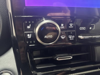 2023 Toyota Highlander Hybrid Platinum