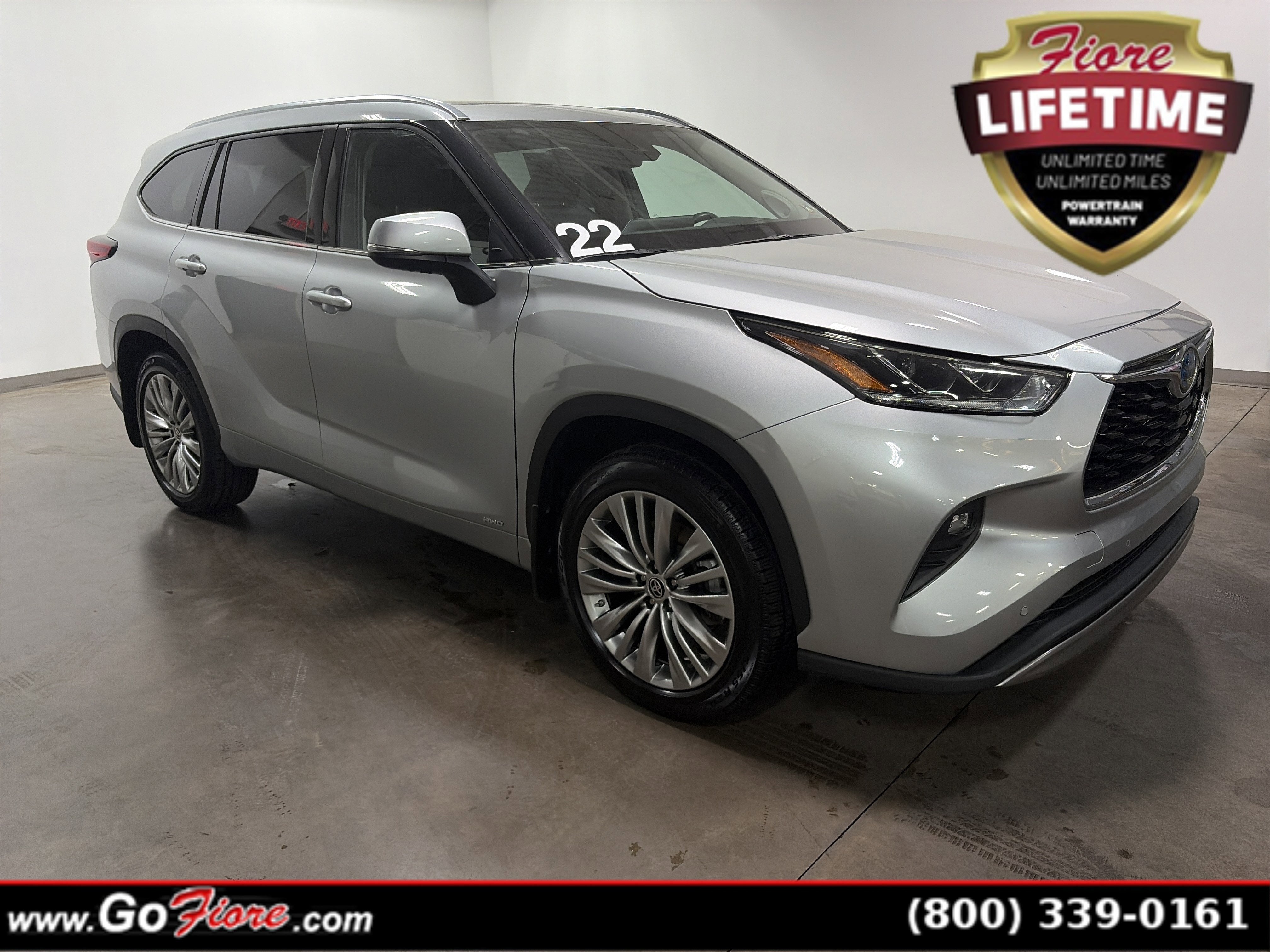 2022 Toyota Highlander Hybrid Platinum