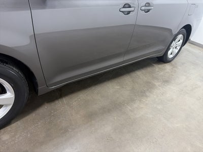 2017 Toyota Sienna LE