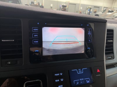 2017 Toyota Sienna LE