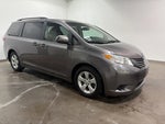 2017 Toyota Sienna LE