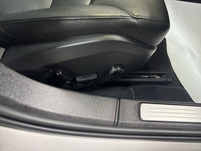 2024 Volvo S60 Core Dark Theme