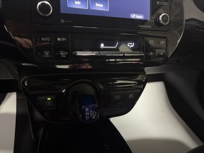 2022 Toyota Prius XLE