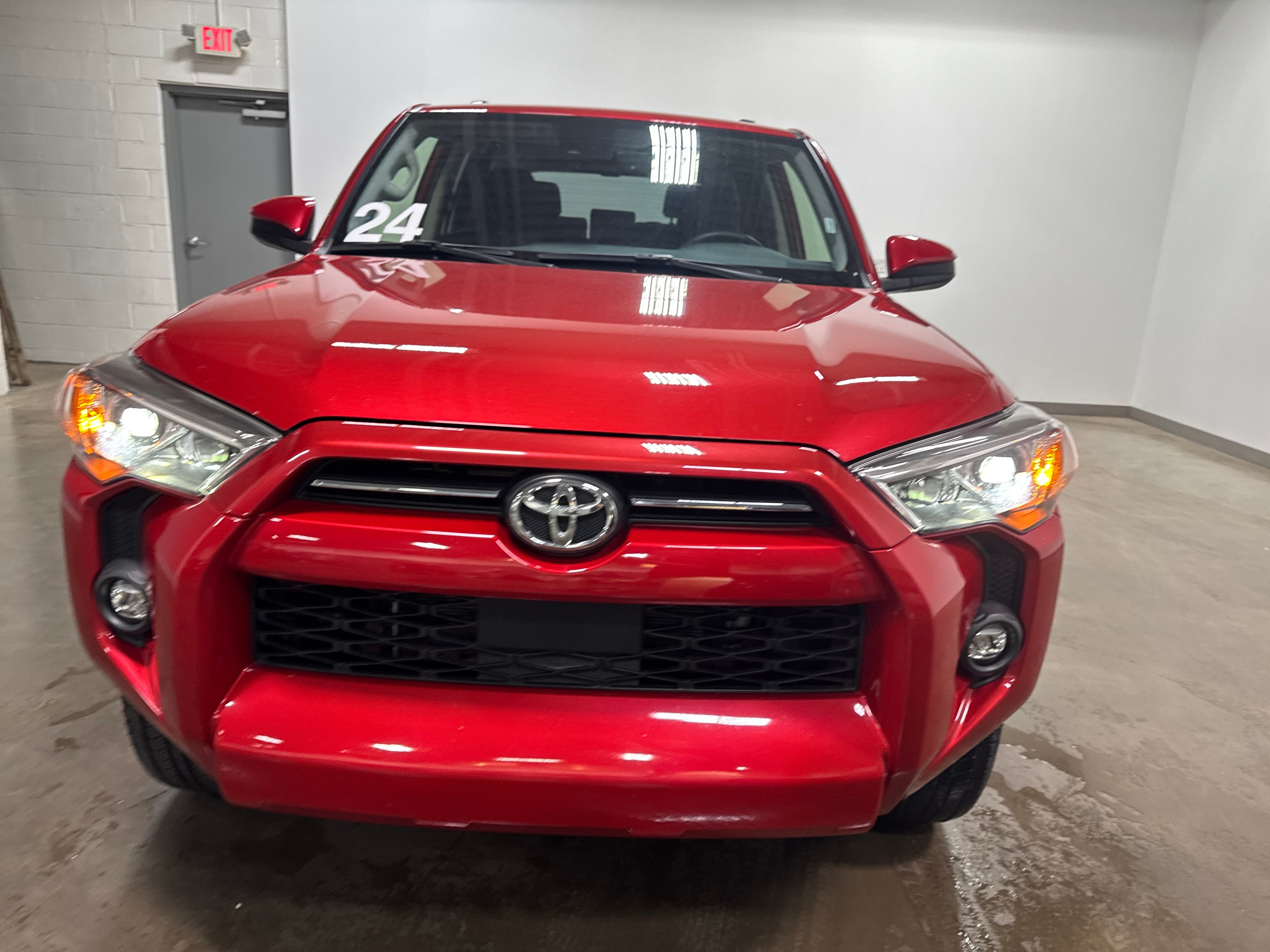 2024 Toyota 4Runner SR5