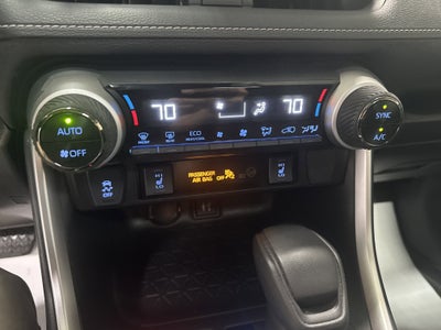 2019 Toyota RAV4 Hybrid XLE