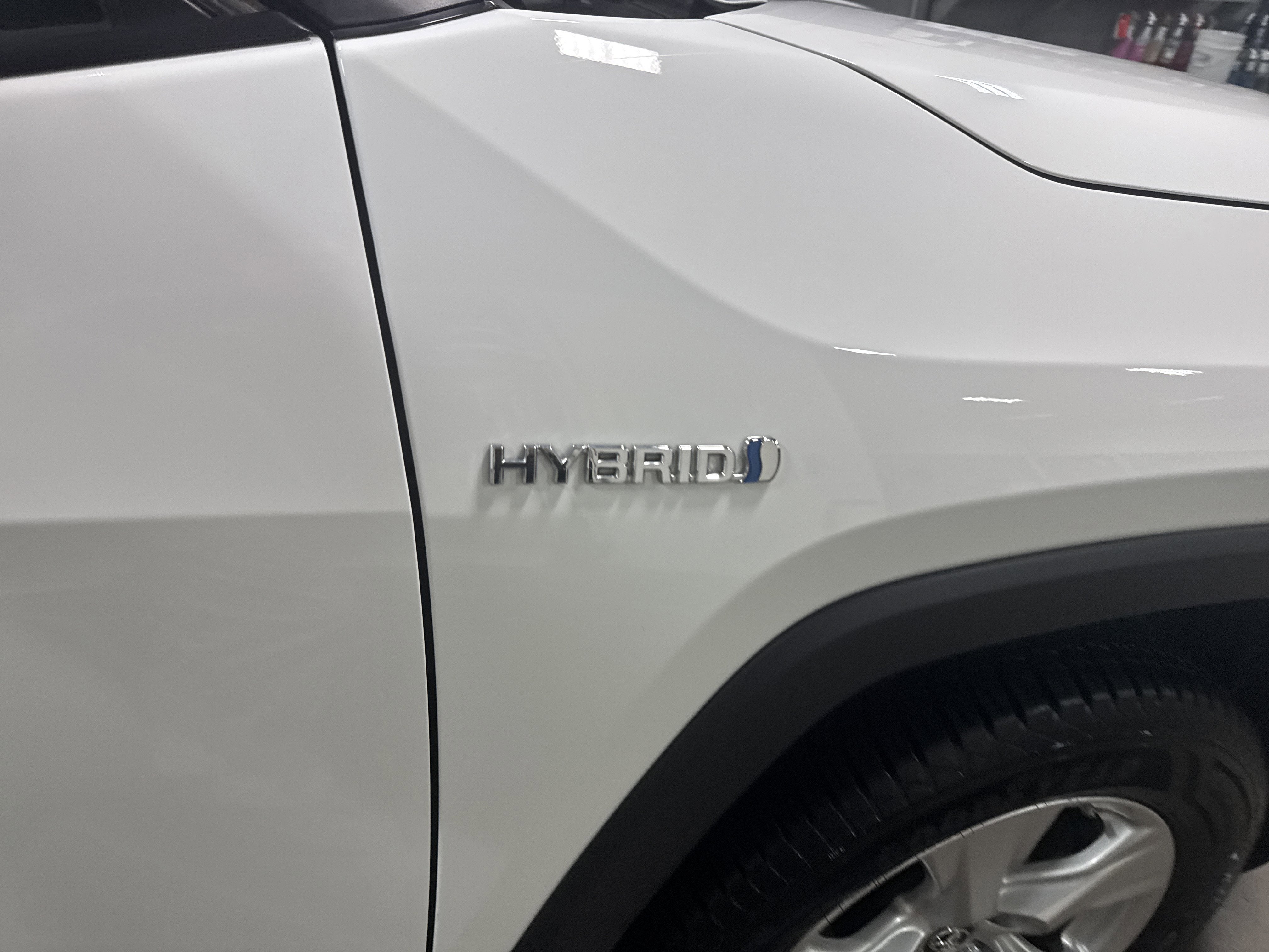 2019 Toyota RAV4 Hybrid XLE