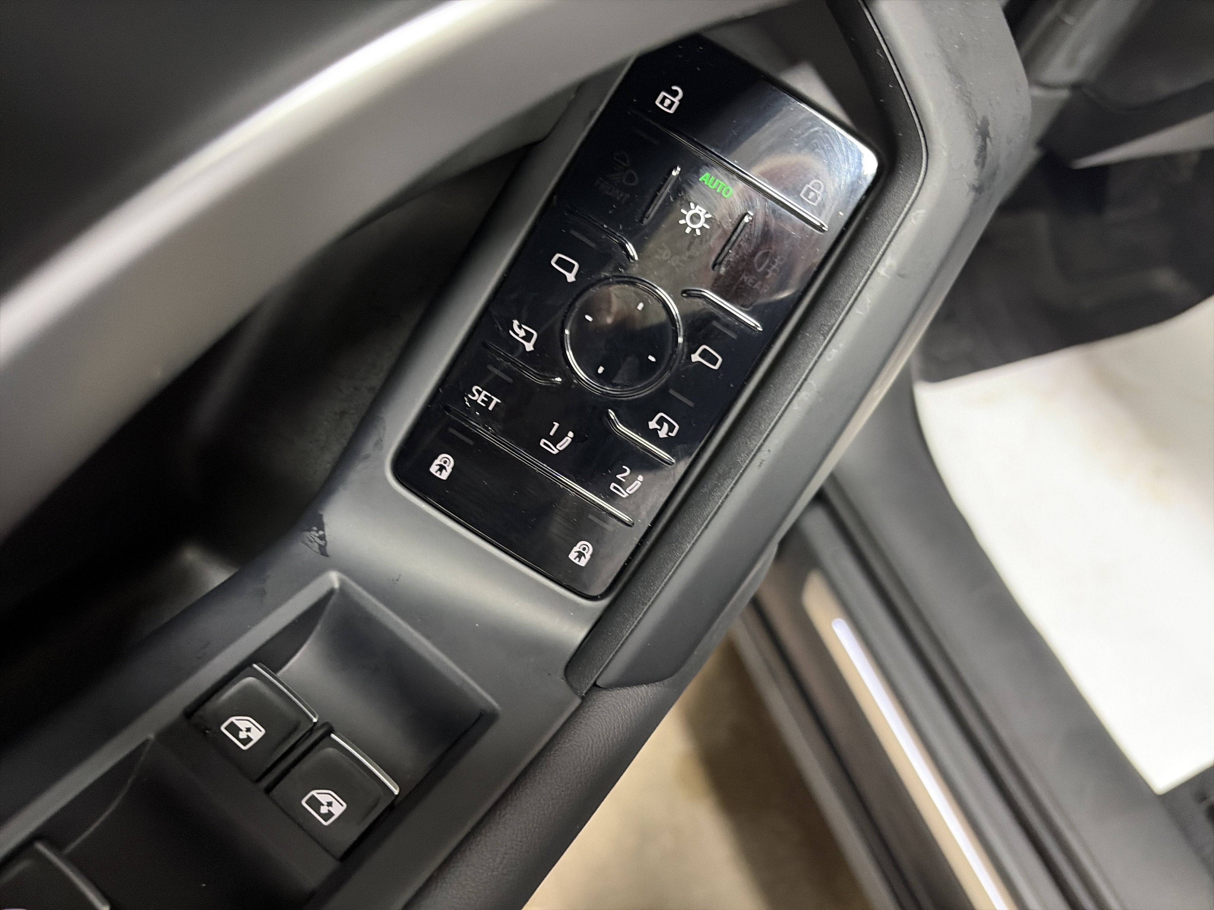 2025 Audi Q5 Premium