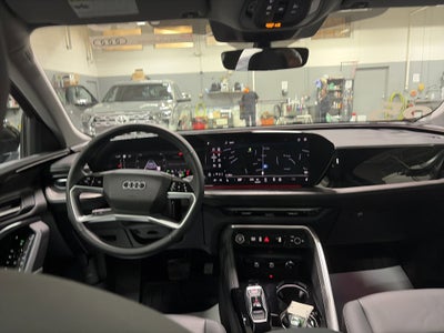 2025 Audi Q5 Premium