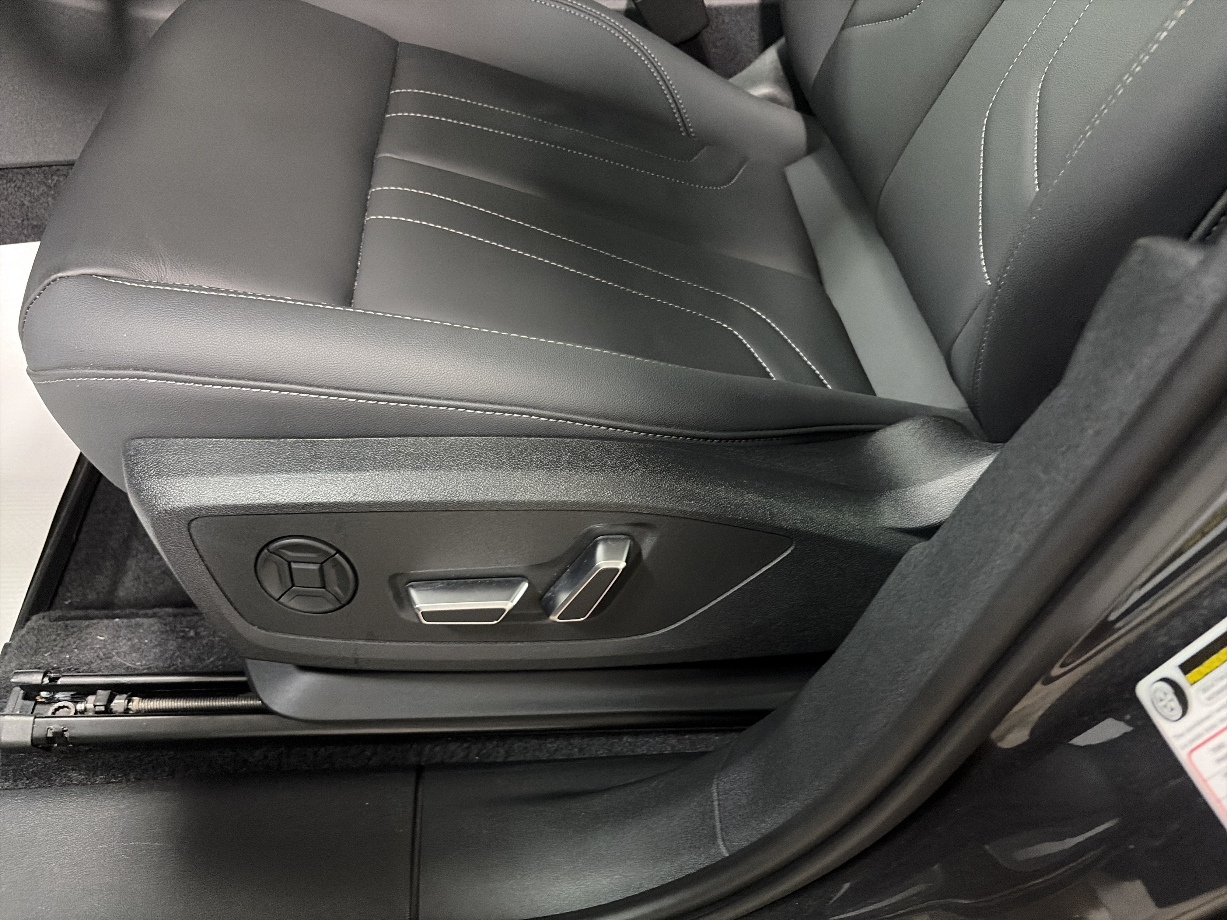 2026 Audi Q3 S line