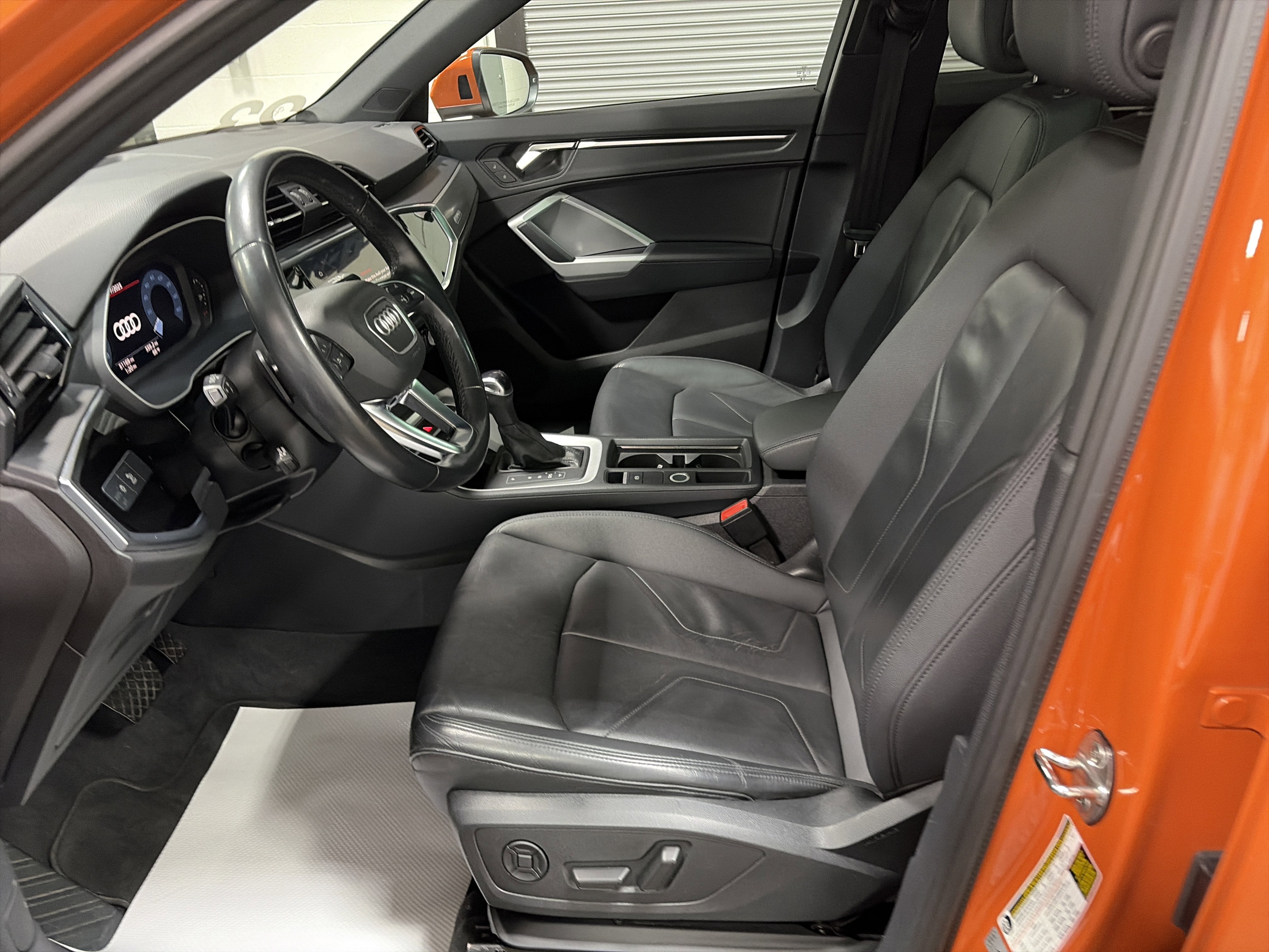 2023 Audi Q3 S line Premium