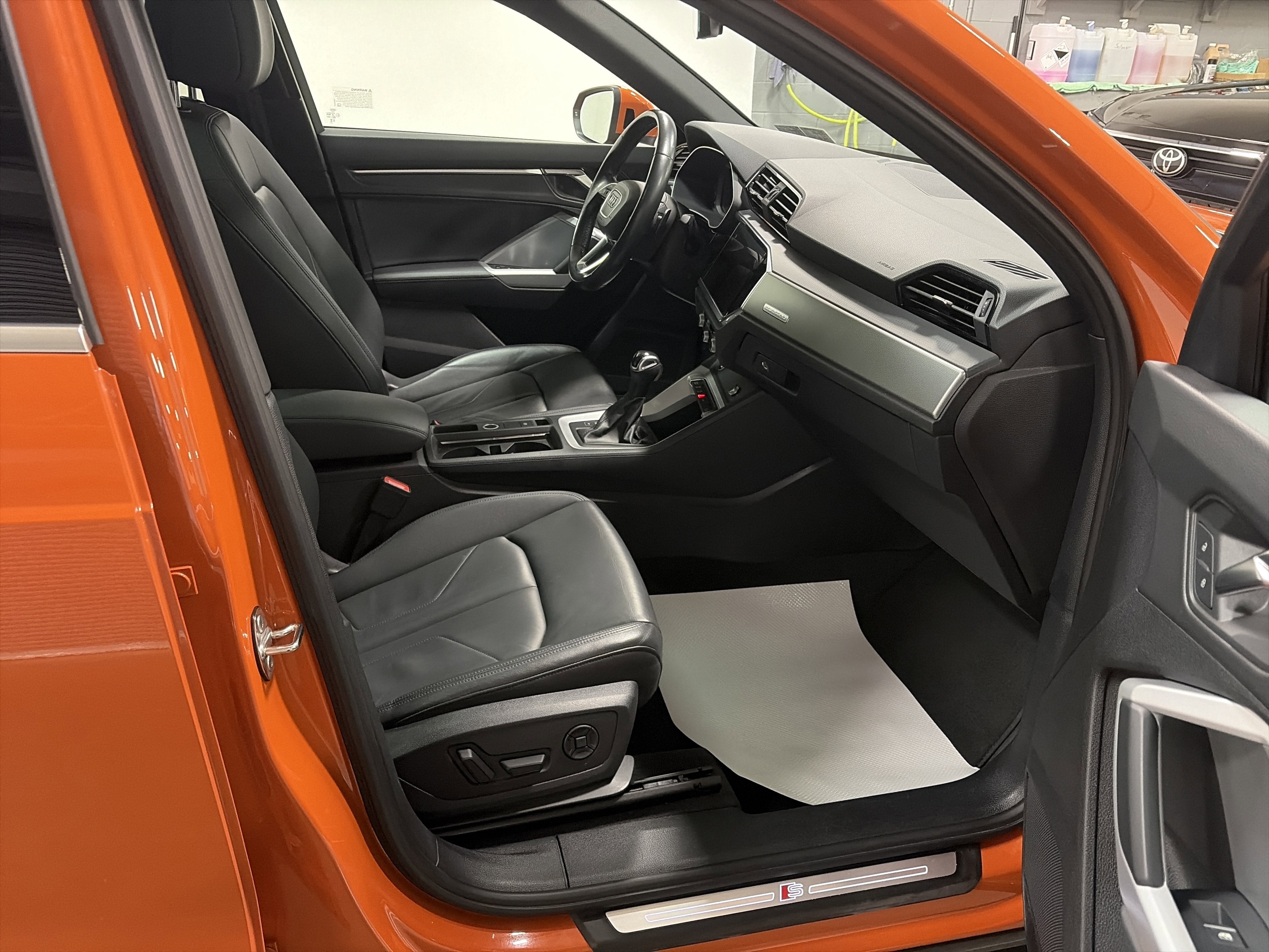 2023 Audi Q3 S line Premium