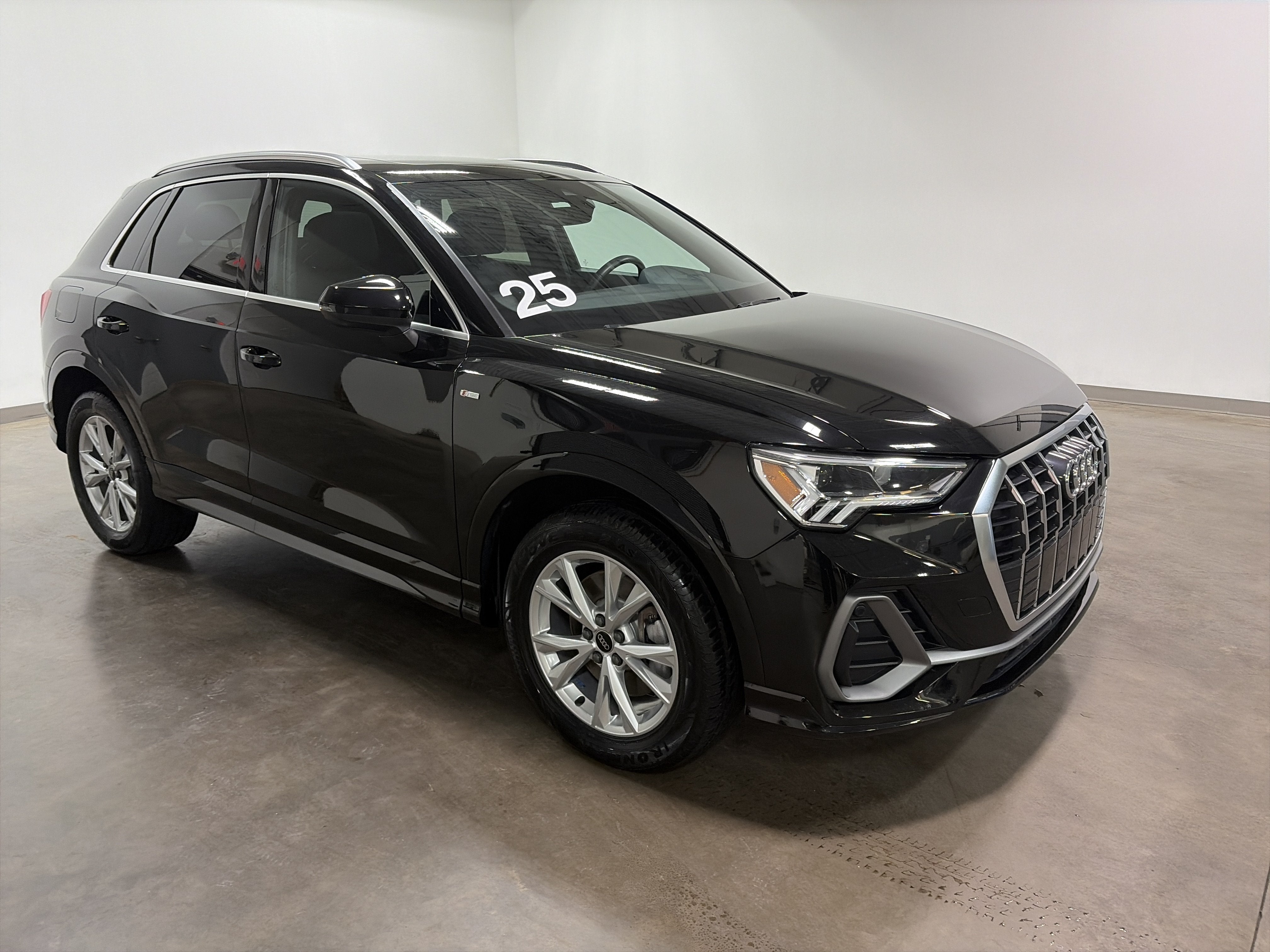 2025 Audi Q3 S line Premium