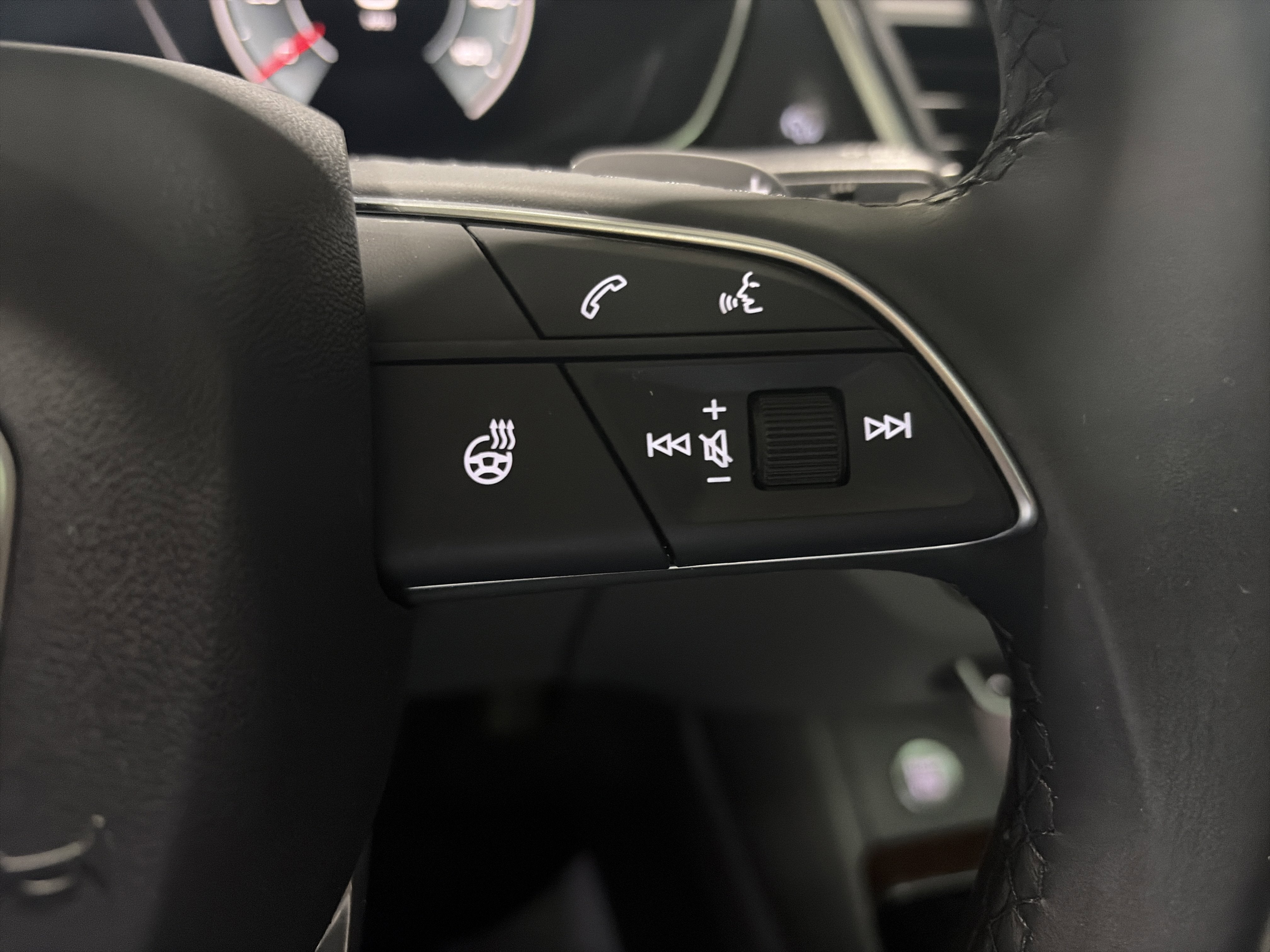 2022 Audi Q5 S line Premium Plus