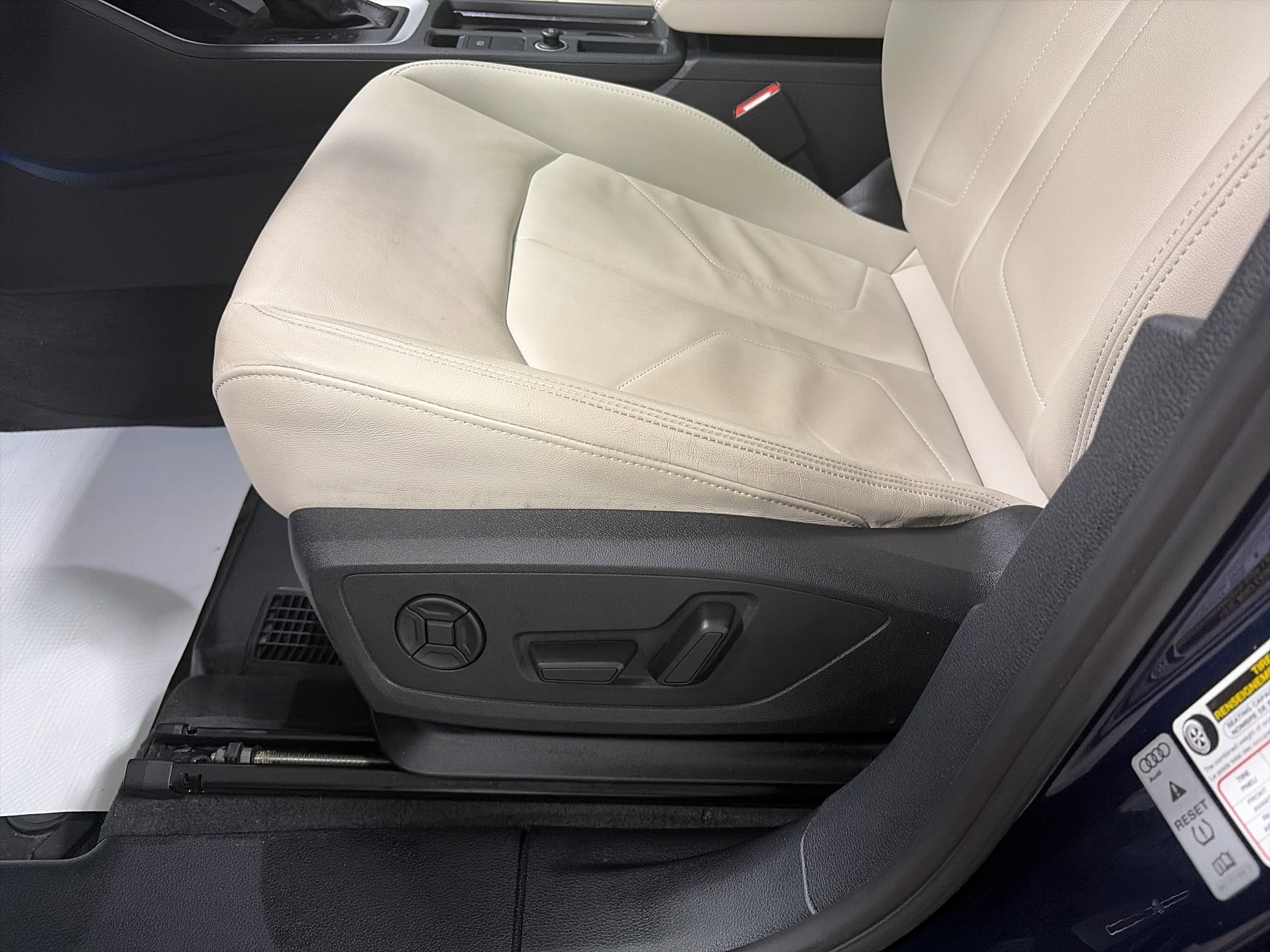 2023 Audi Q3 S line Premium Plus